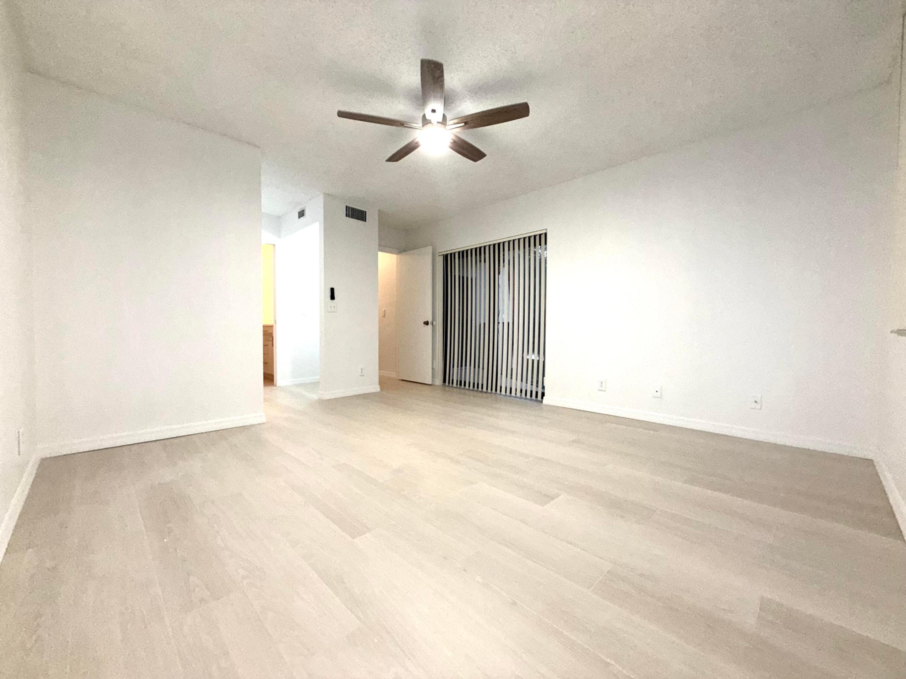 SOMERSET - Residential Lease