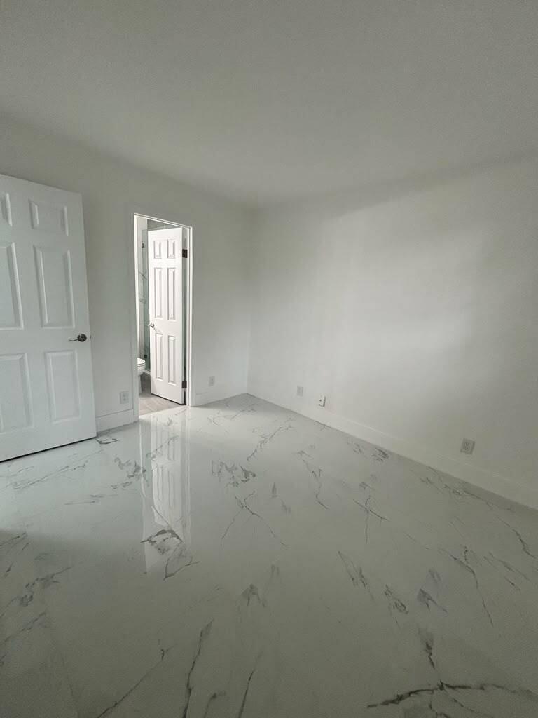 COUNTRY PARK CONDO - Residential Lease