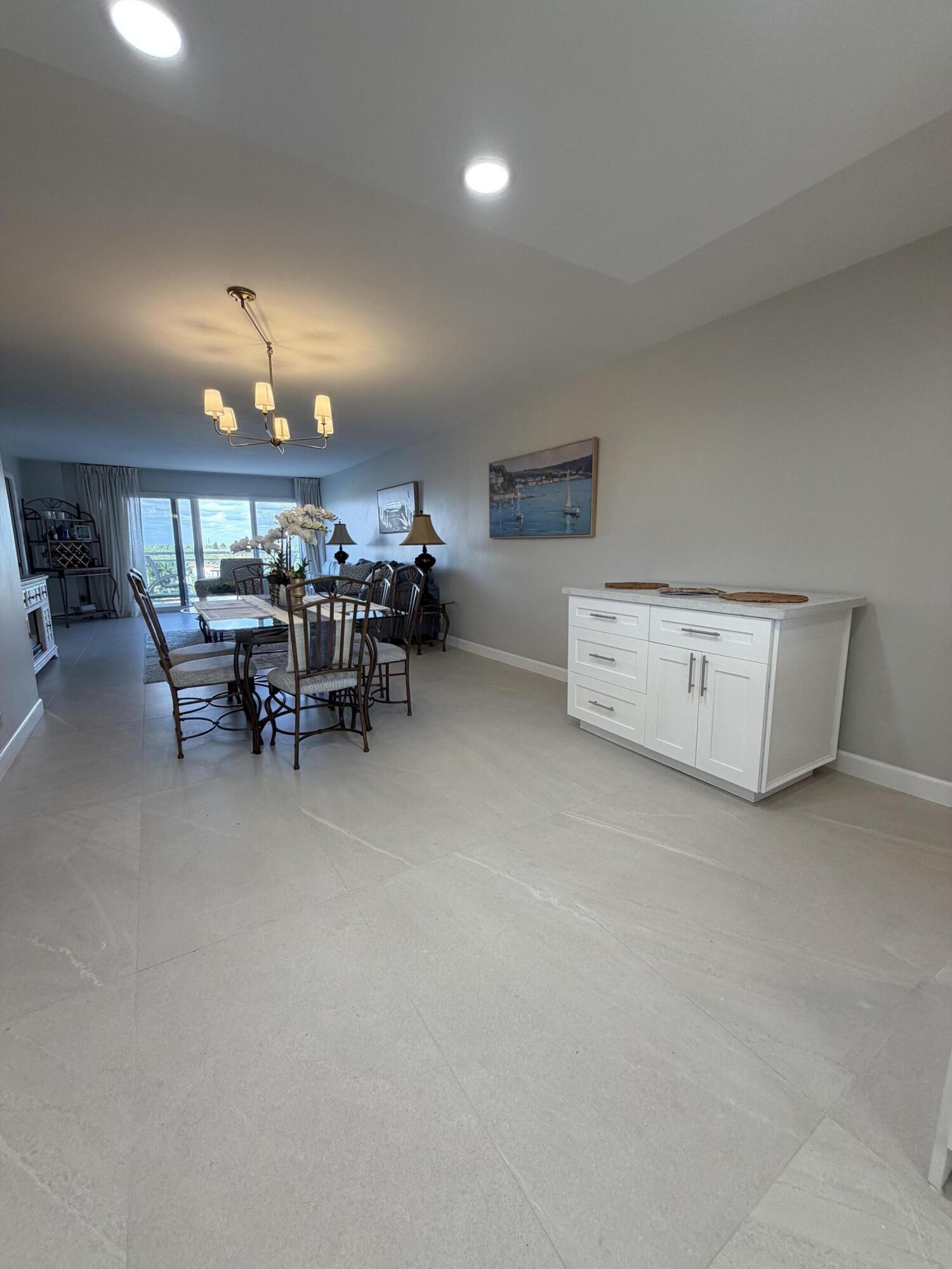 HILLSBORO ISLAND HOUSE CONDO - Residential Lease