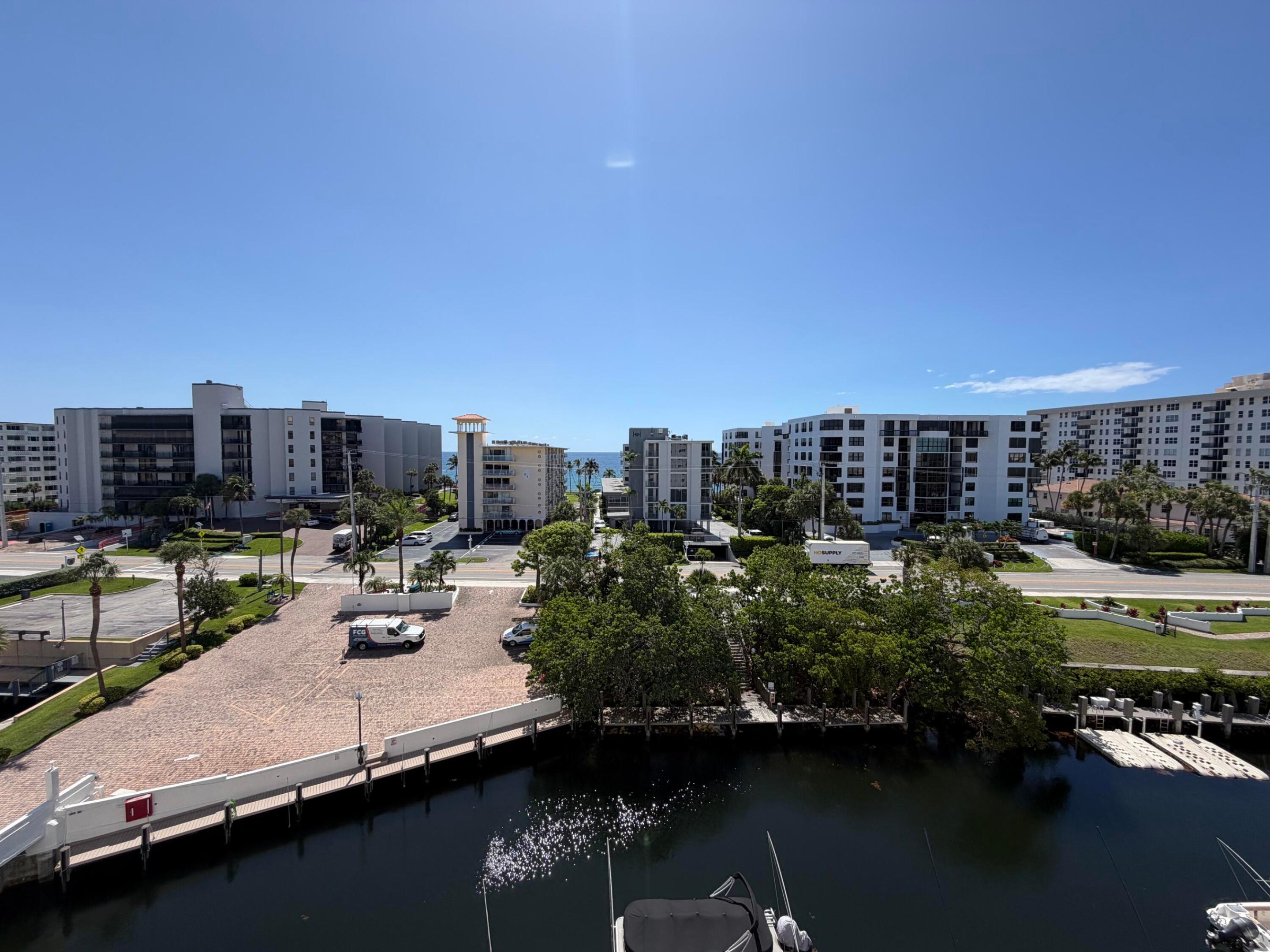 HILLSBORO ISLAND HOUSE CONDO - Residential Lease