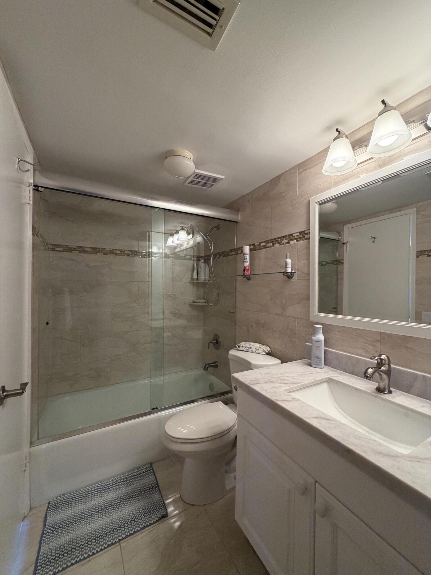 HILLSBORO ISLAND HOUSE CONDO - Residential Lease