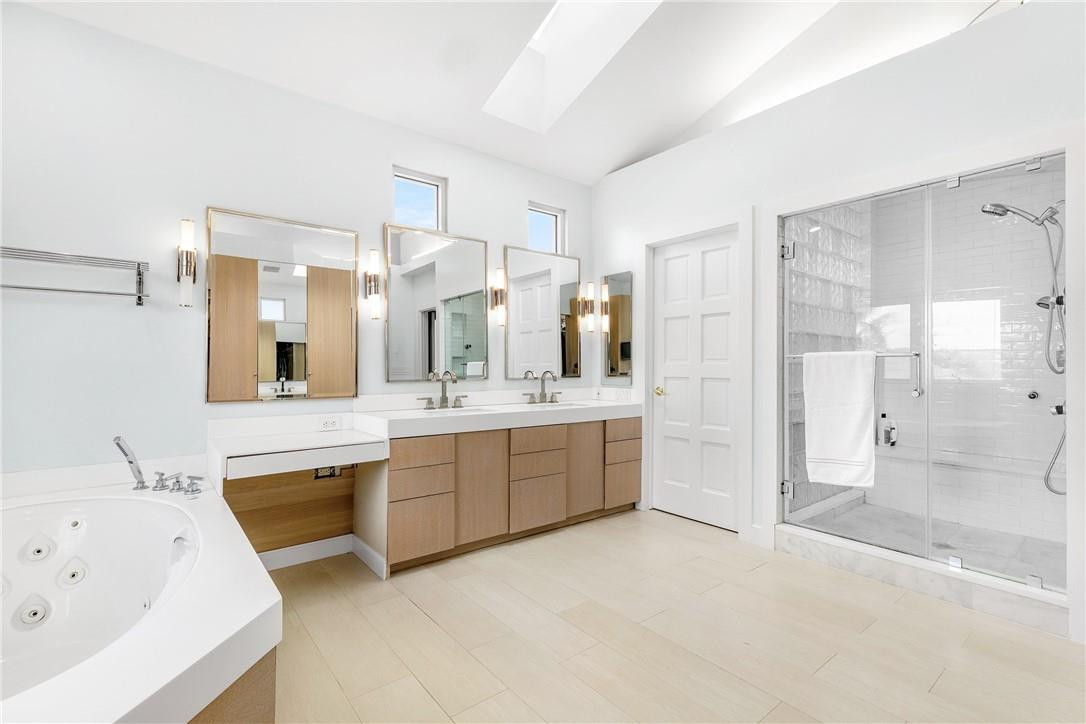 POINT MANALAPAN 1 - Residential
