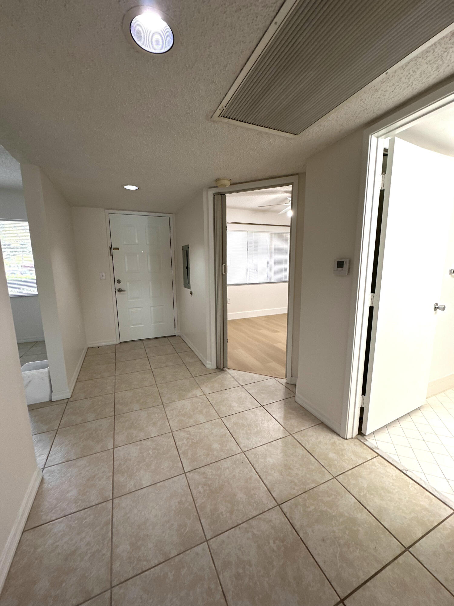 SUFFOLK AT CENTURY VILLAGE - Residential