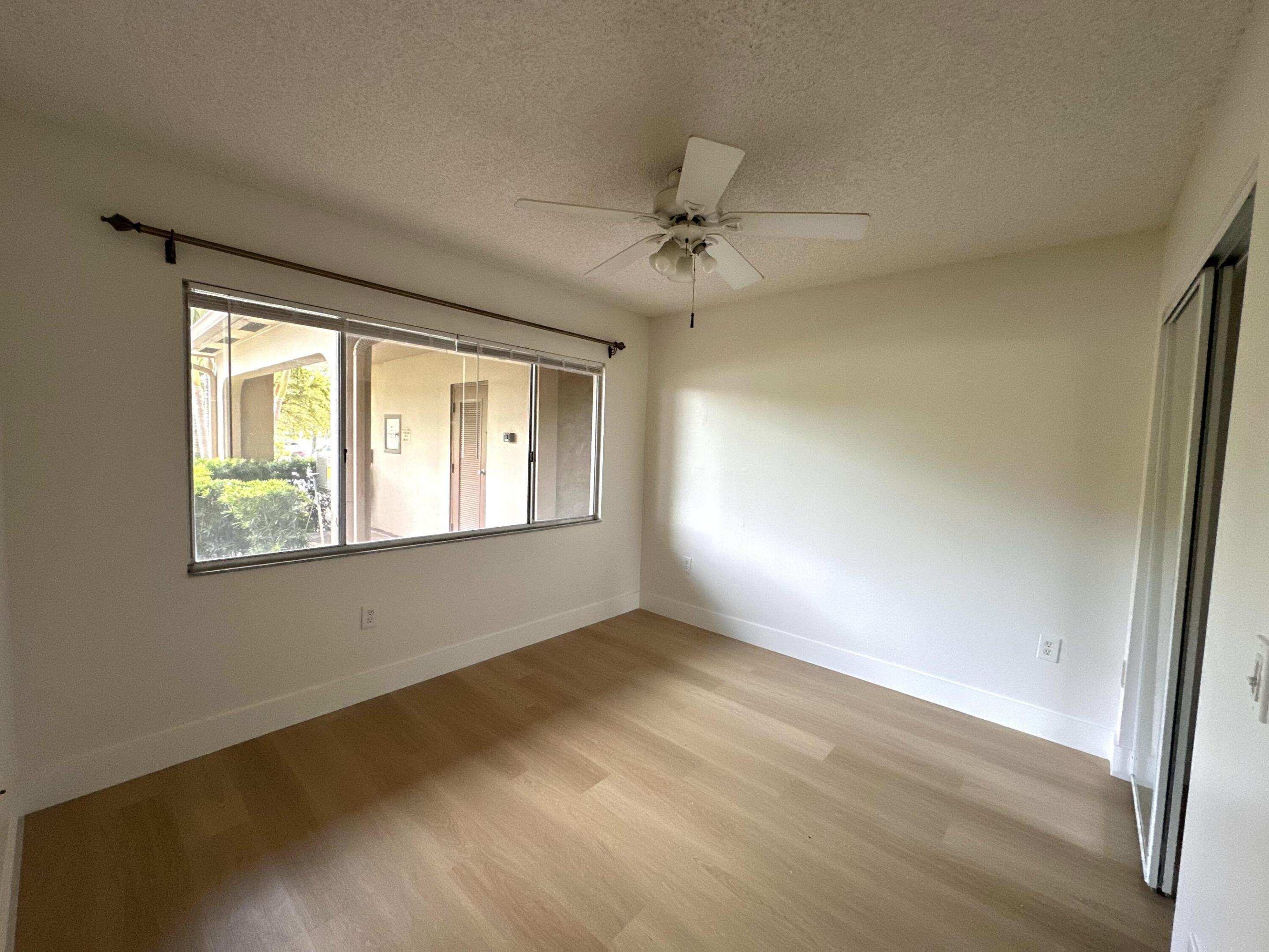 SUFFOLK AT CENTURY VILLAGE - Residential
