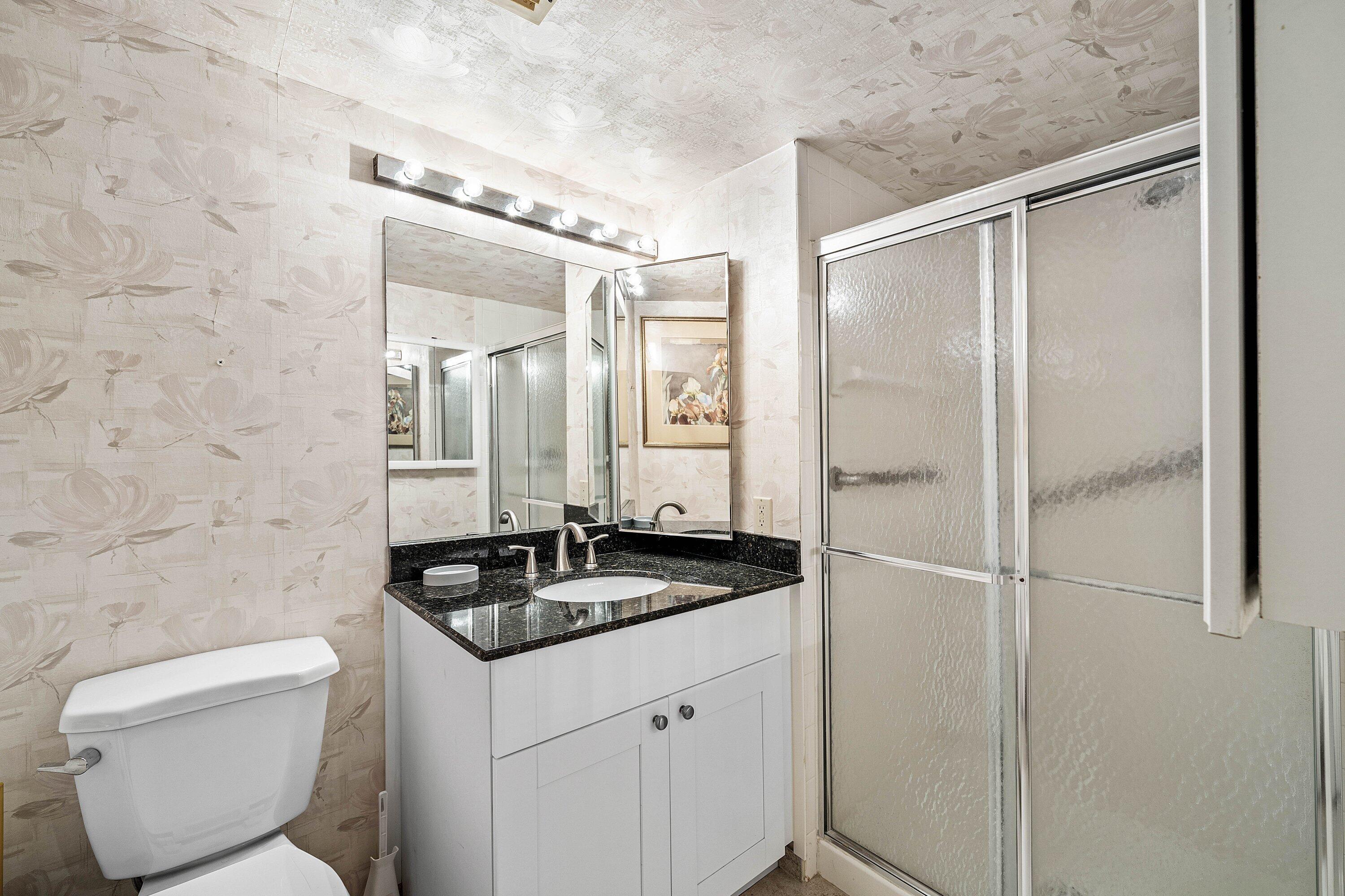 SOUTHPORT AT HUNTERS RUN CONDO - Residential