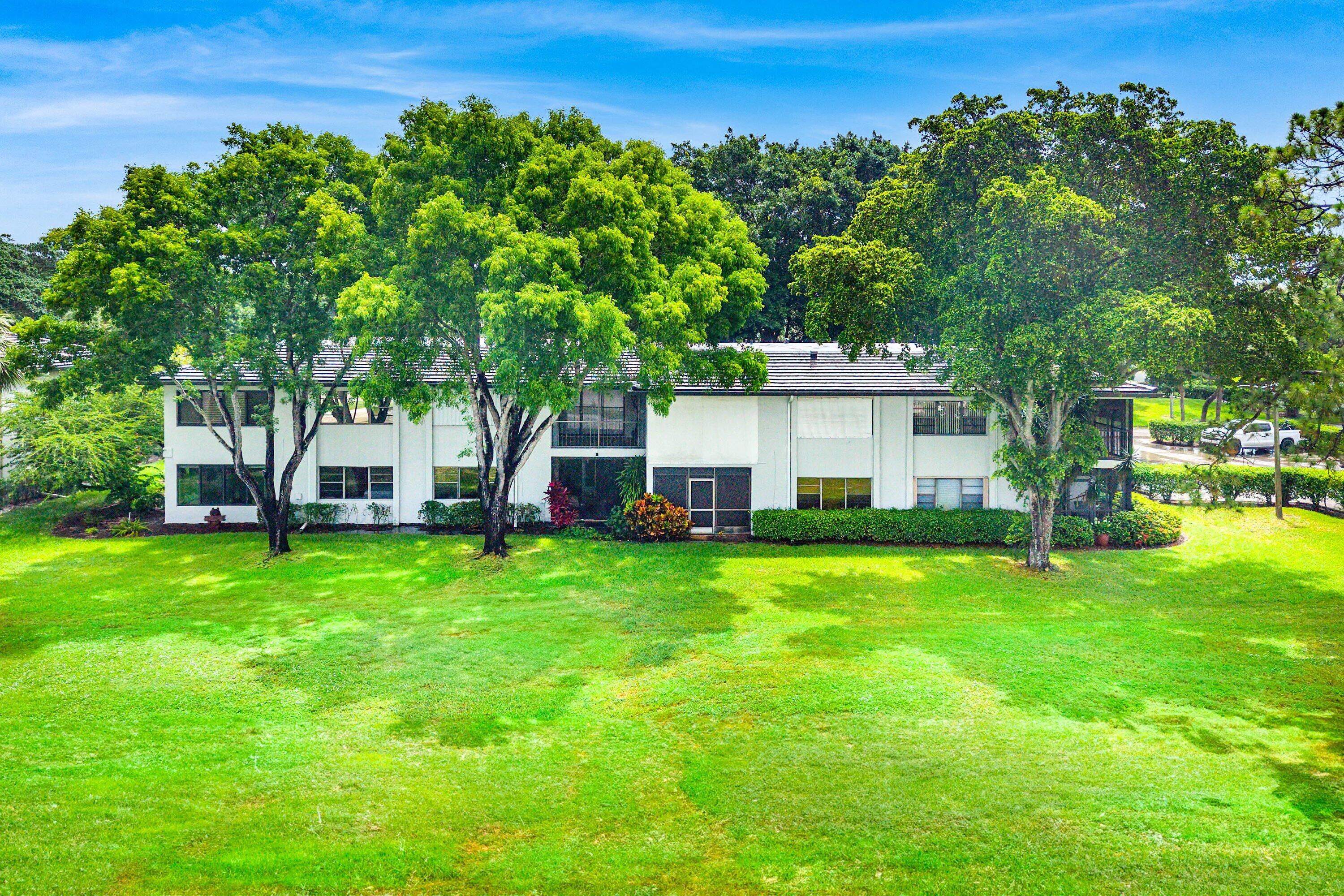 SOUTHPORT AT HUNTERS RUN CONDO - Residential
