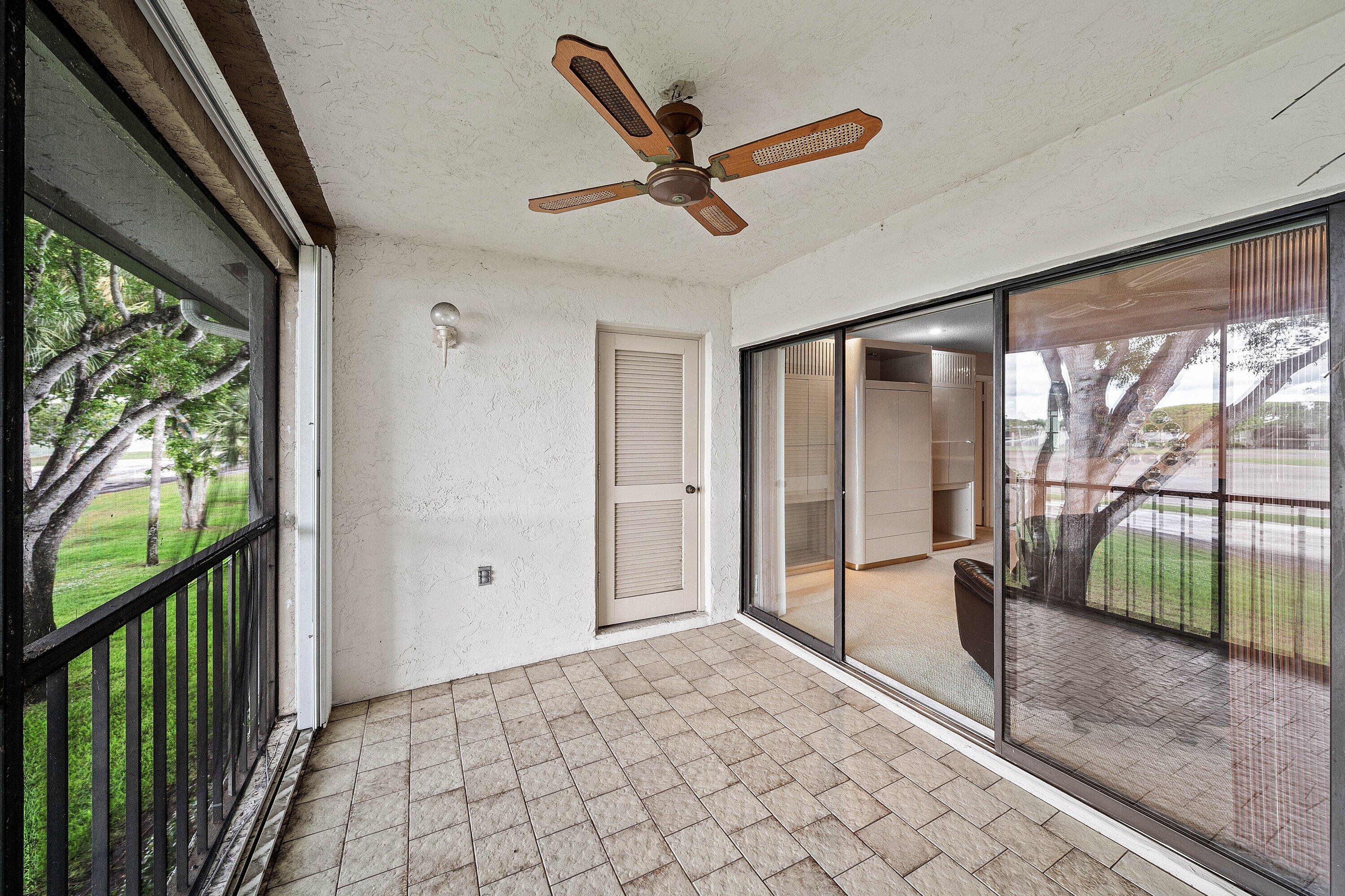 SOUTHPORT AT HUNTERS RUN CONDO - Residential