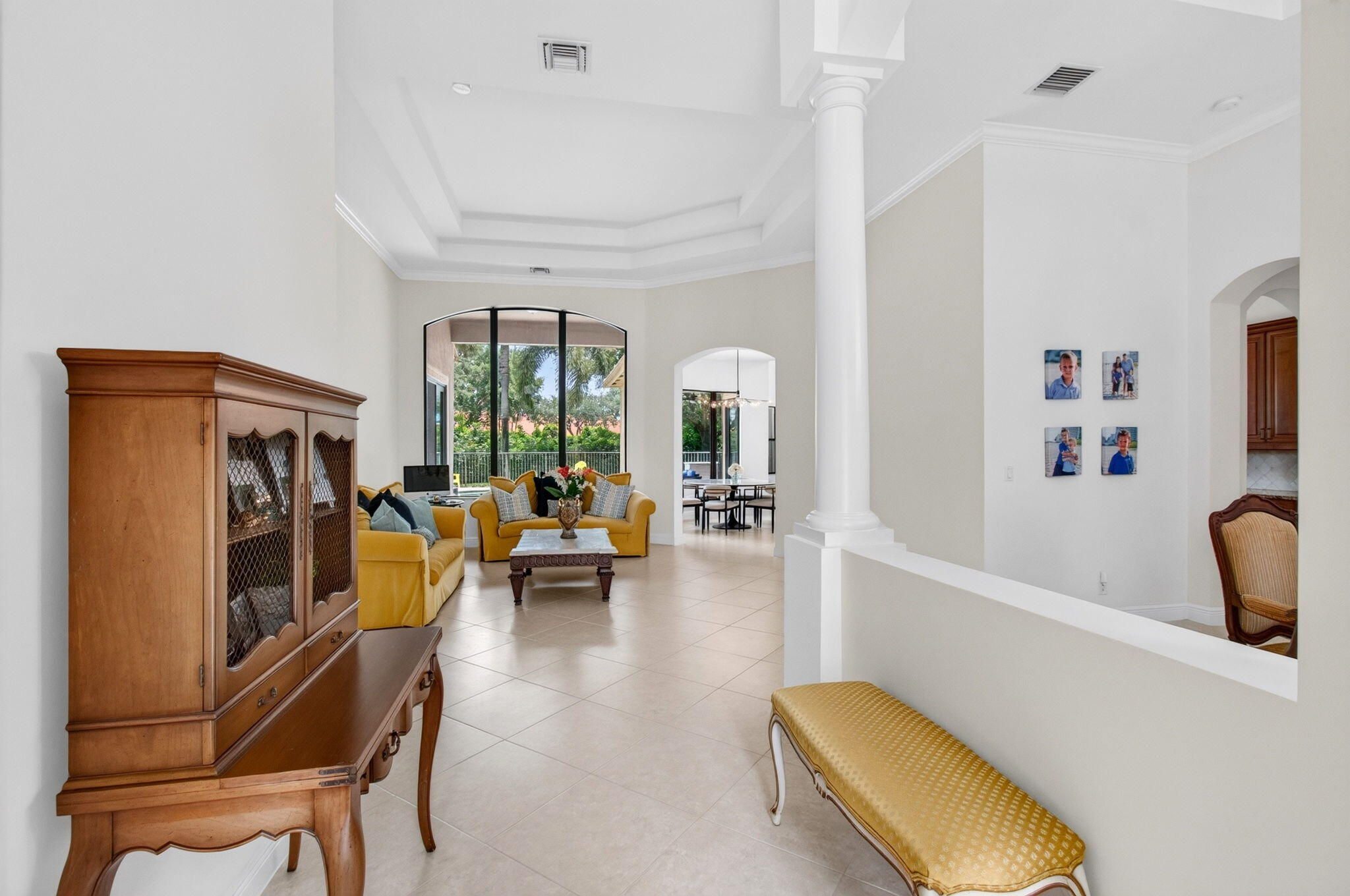 CASA BELLA - Residential