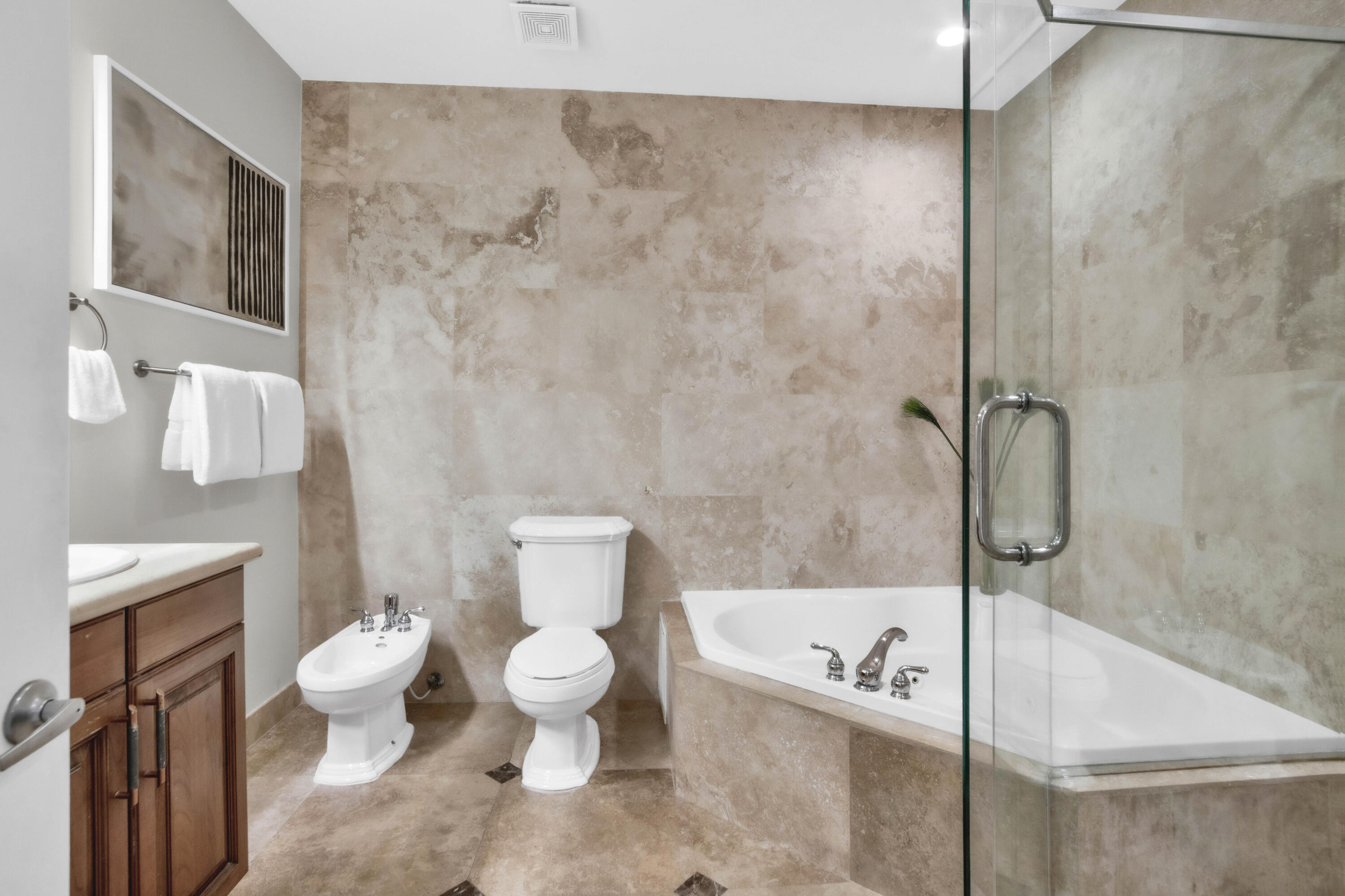 GRANDEUR - Residential