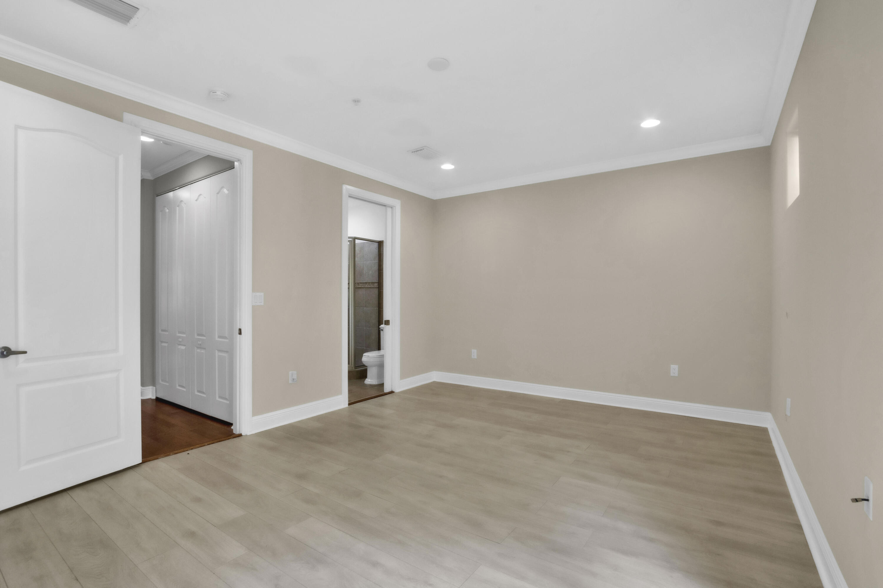 GRANDEUR - Residential