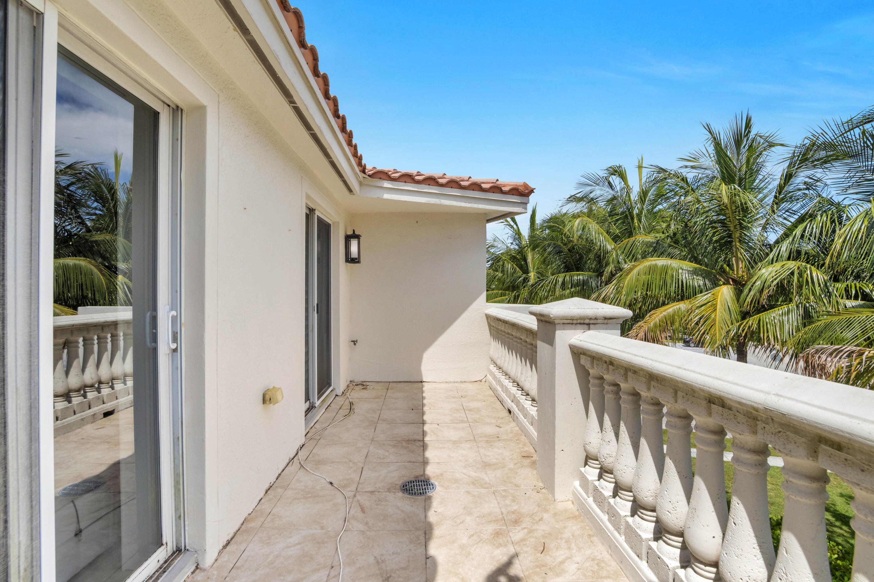 GRANDEUR - Residential