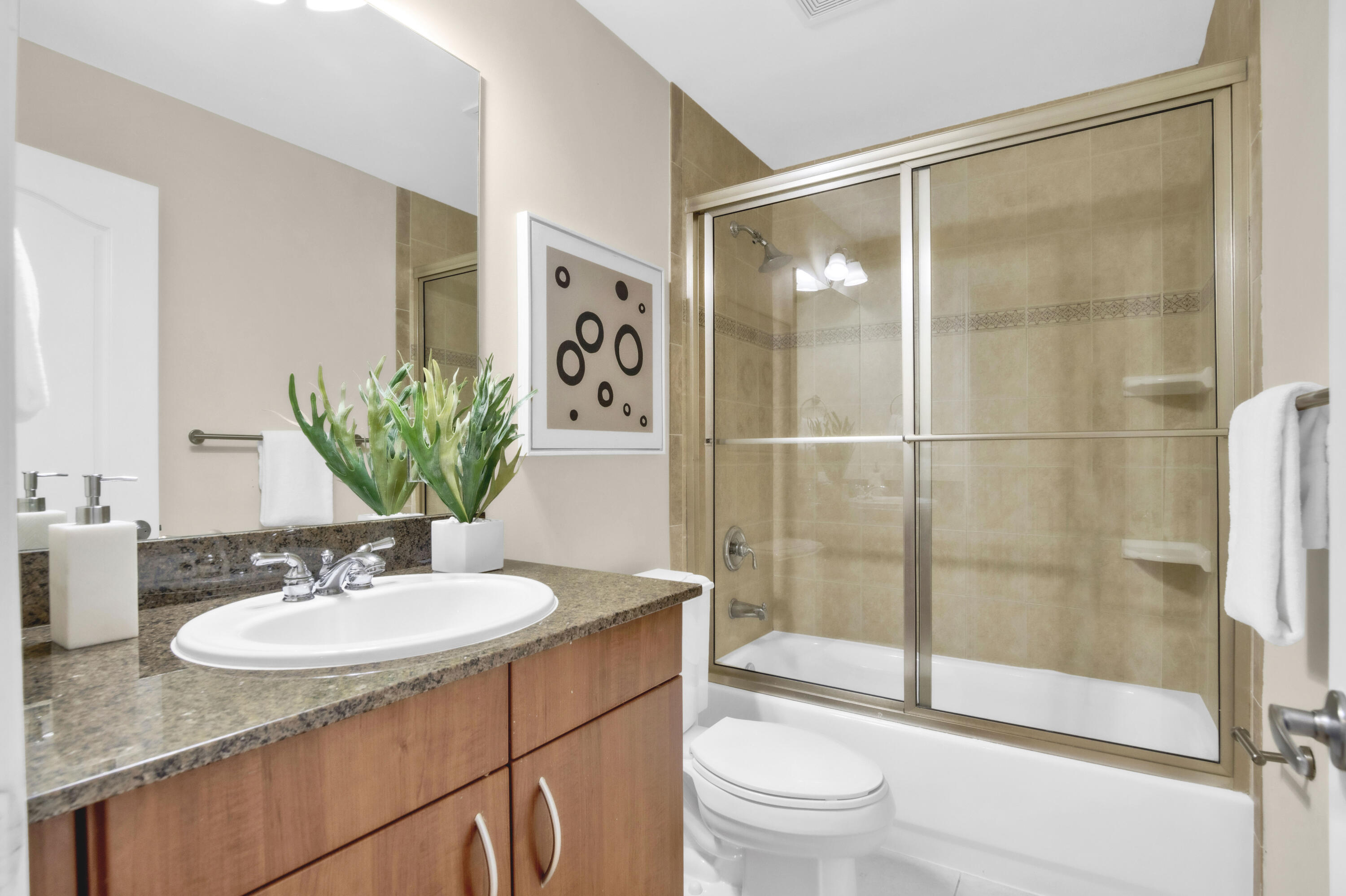 GRANDEUR - Residential