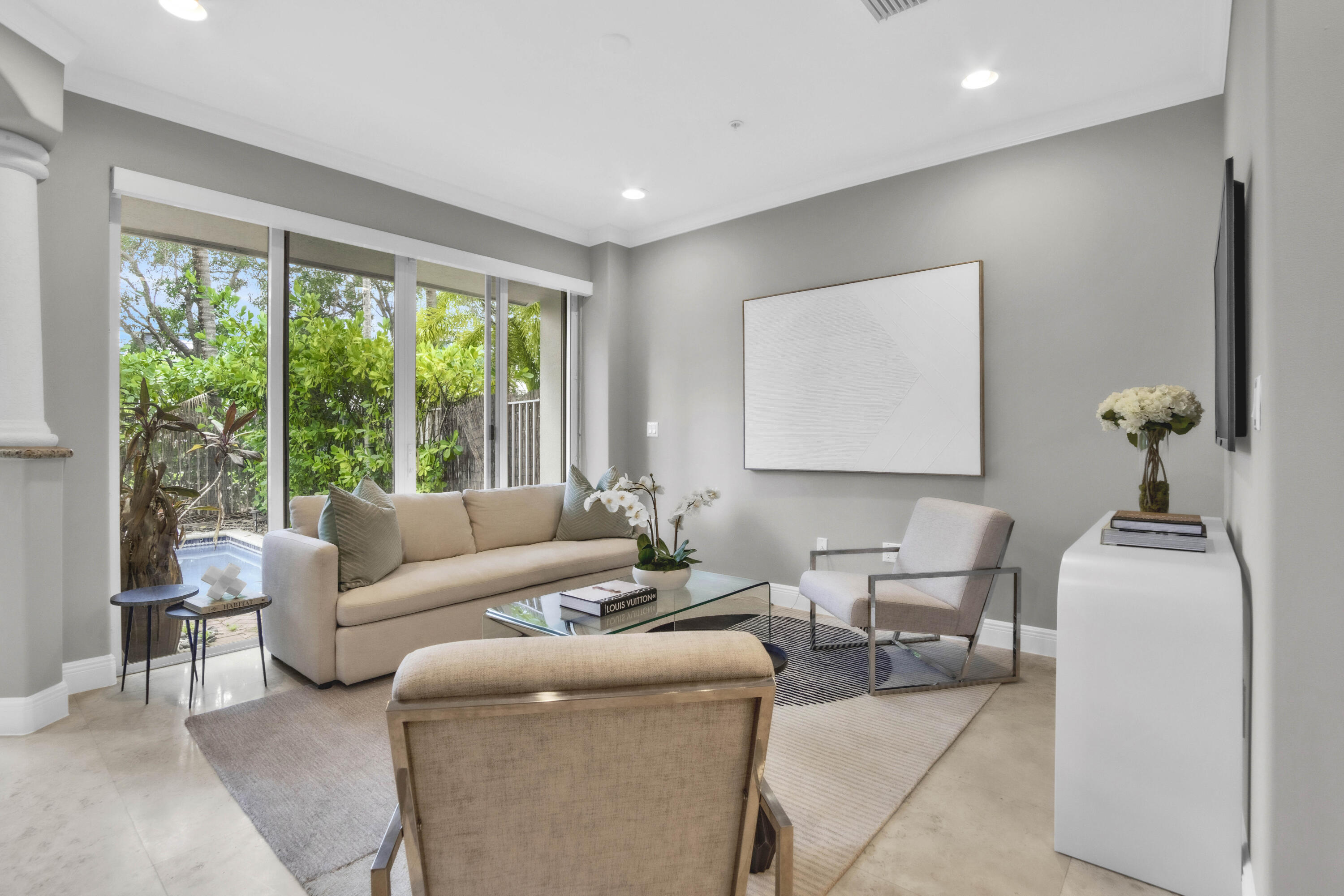 GRANDEUR - Residential