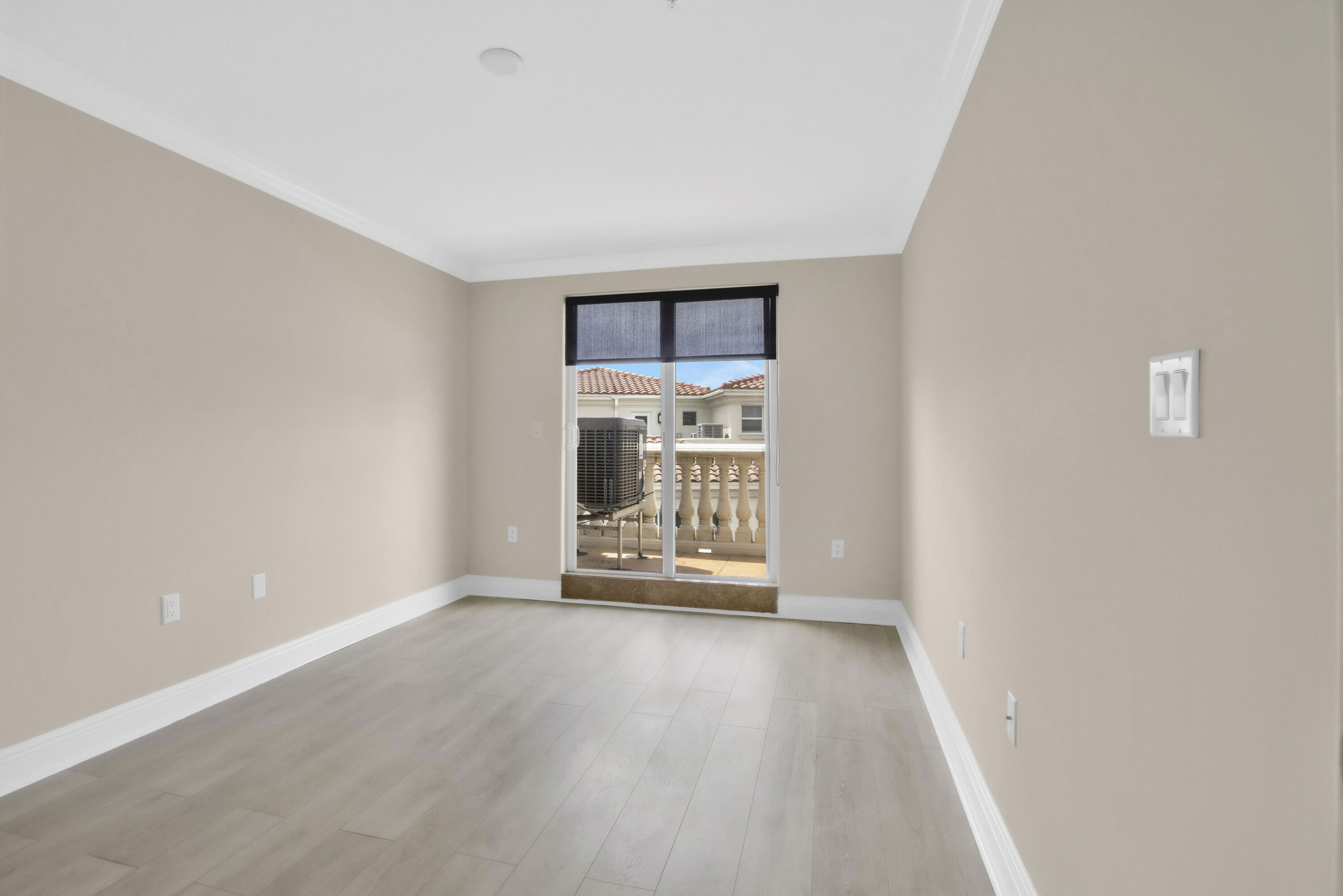 GRANDEUR - Residential
