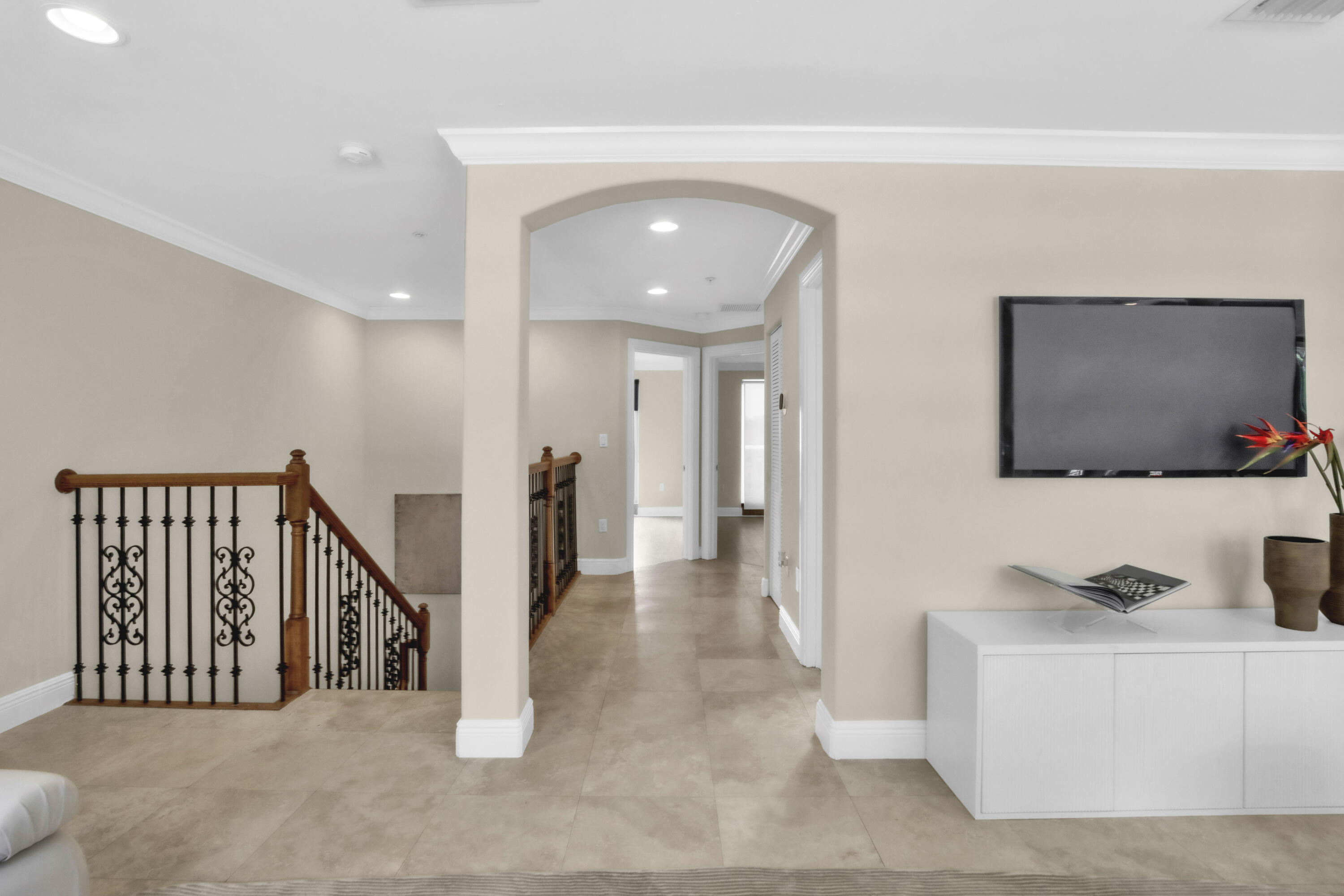 GRANDEUR - Residential