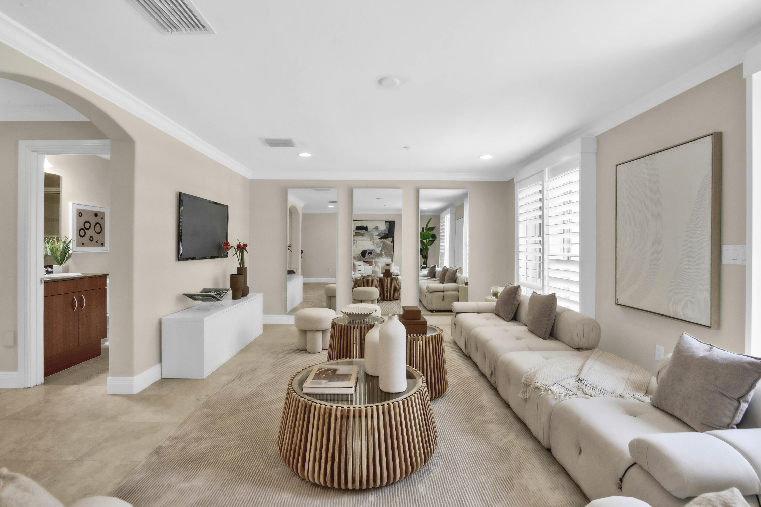 GRANDEUR - Residential