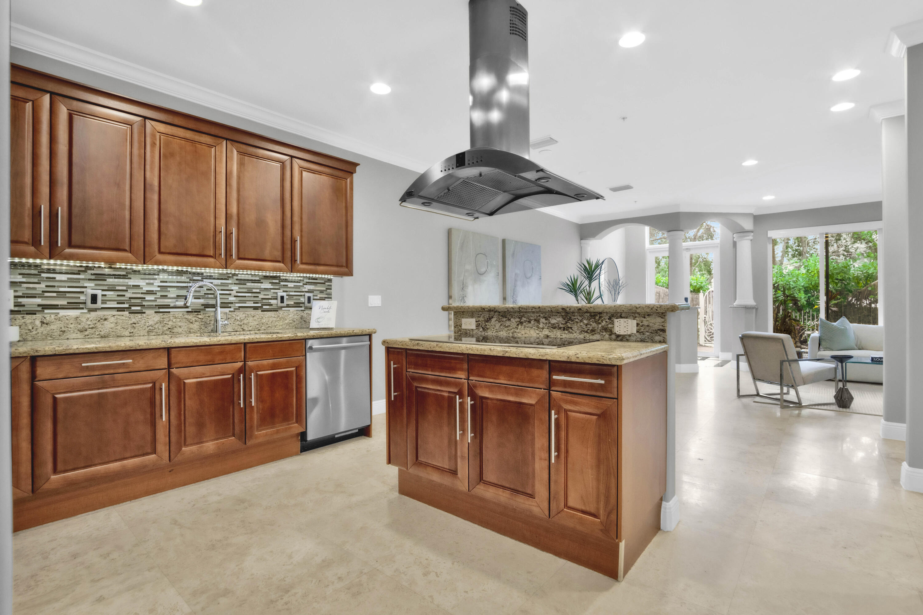 GRANDEUR - Residential