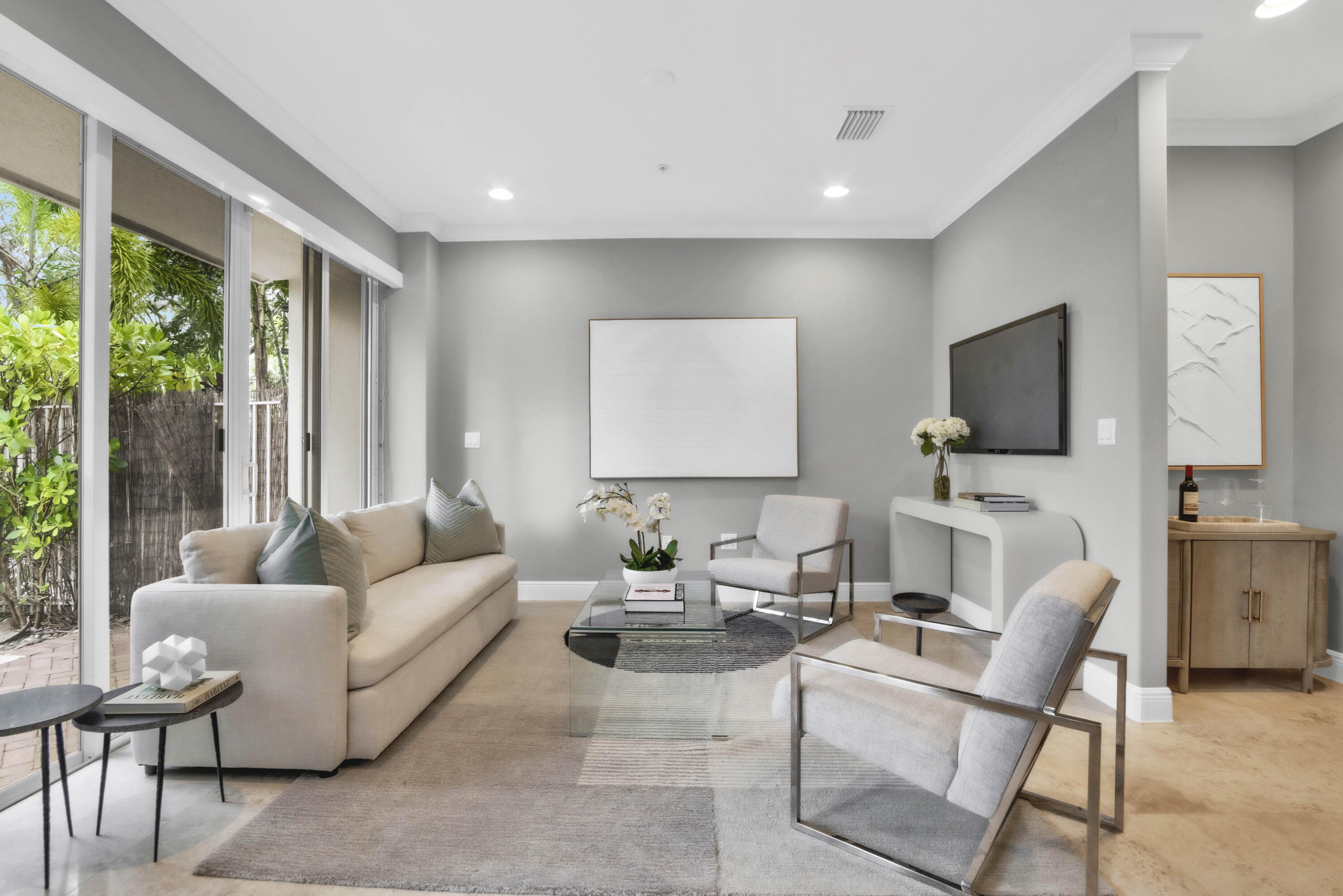 GRANDEUR - Residential