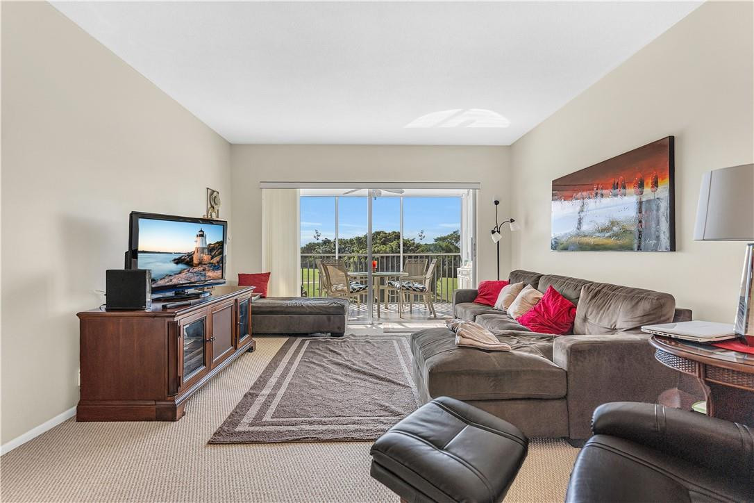 No 9 Palm-Aire Country Cl - Residential Lease