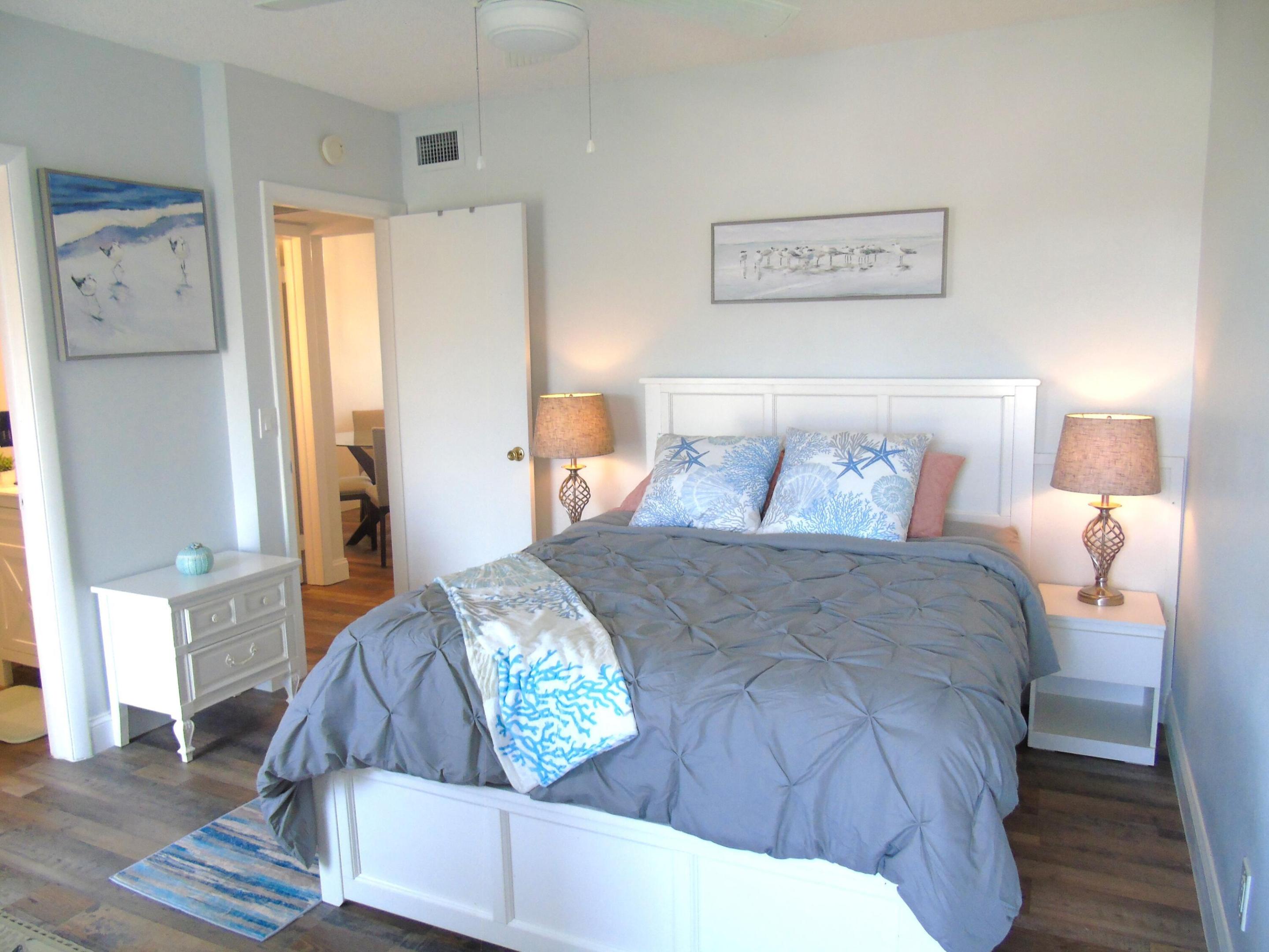 FOUR SEA SUNS CONDO - Residential