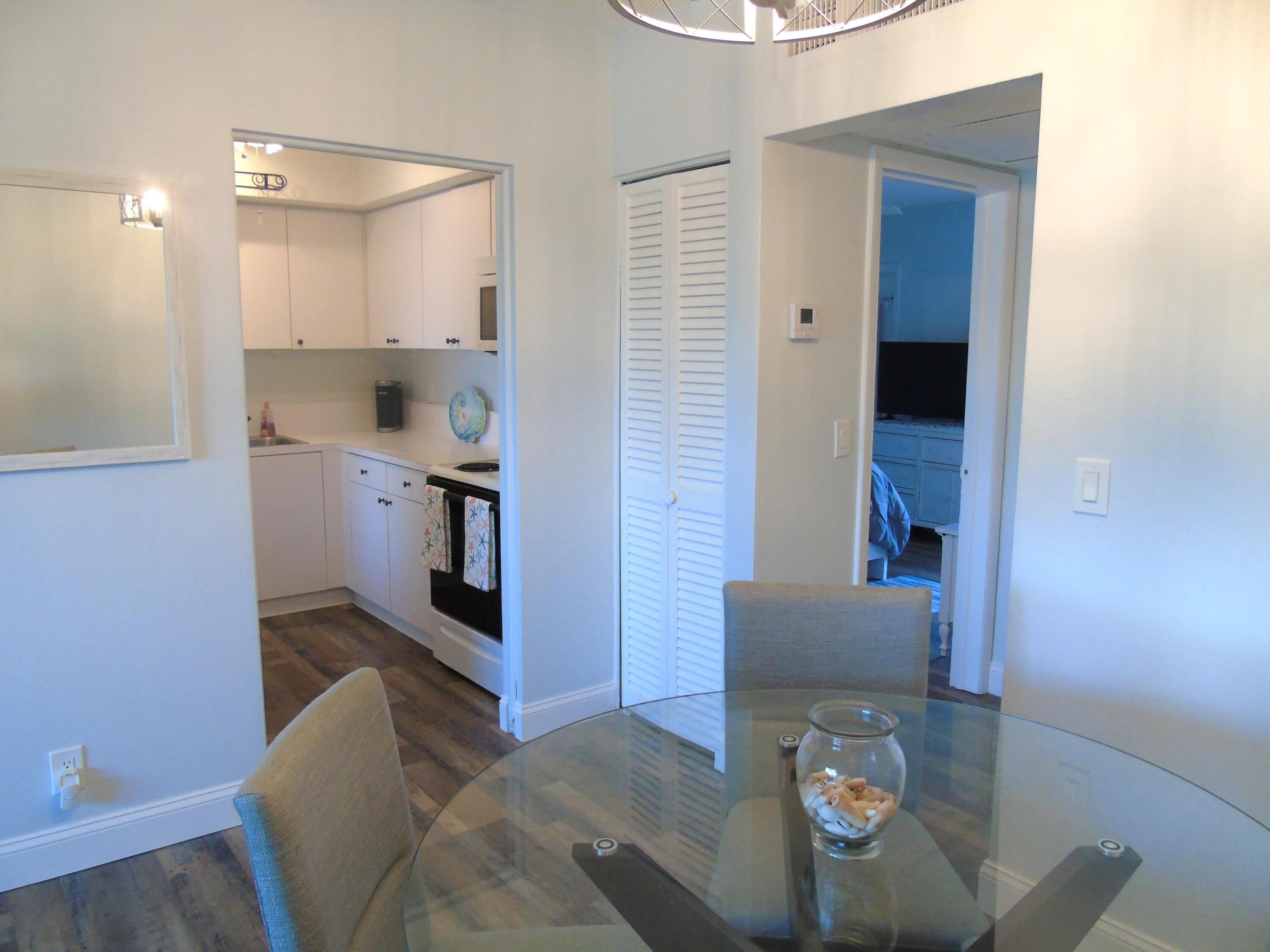 FOUR SEA SUNS CONDO - Residential