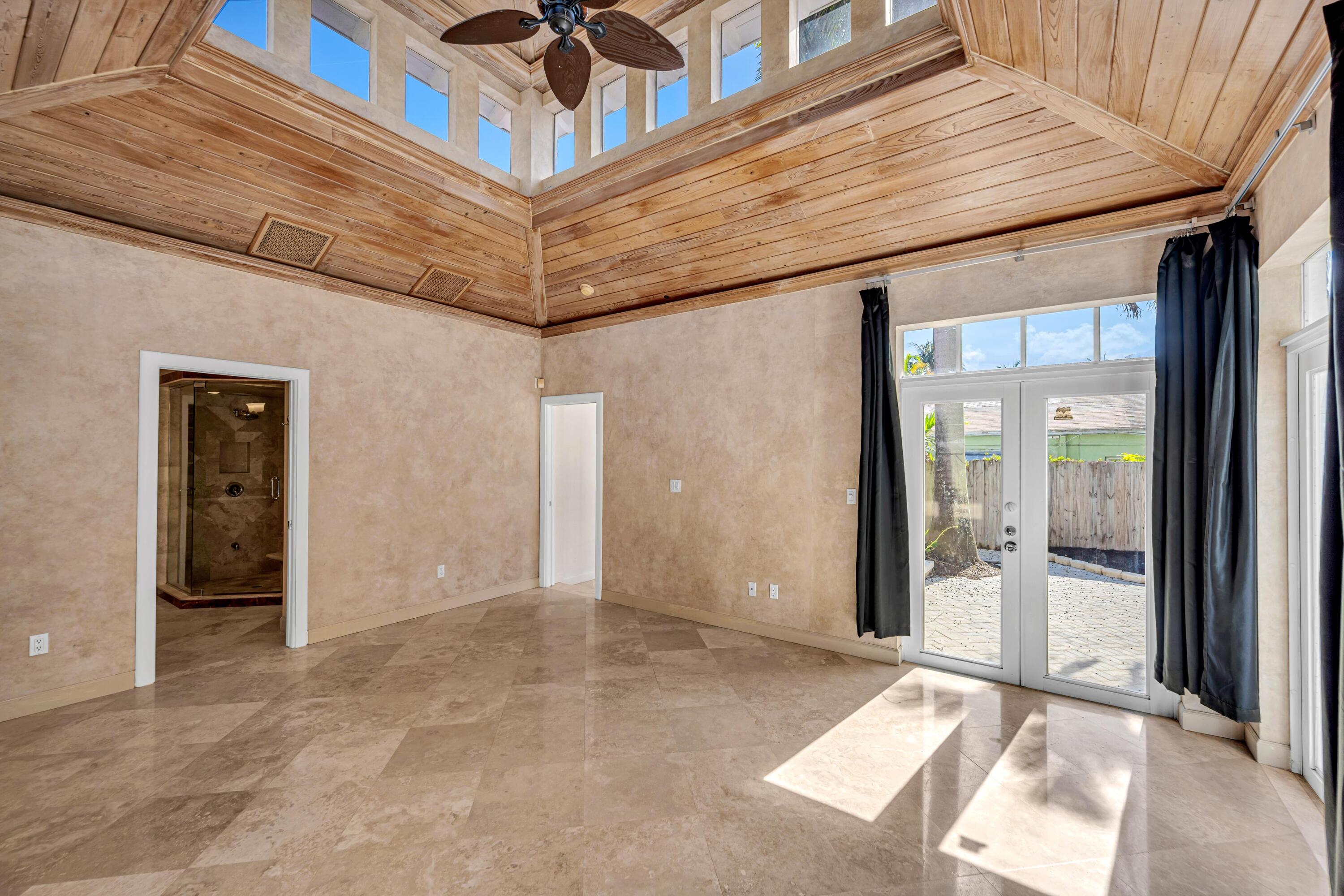LAS OLAS PARK CORR PLAT - Residential