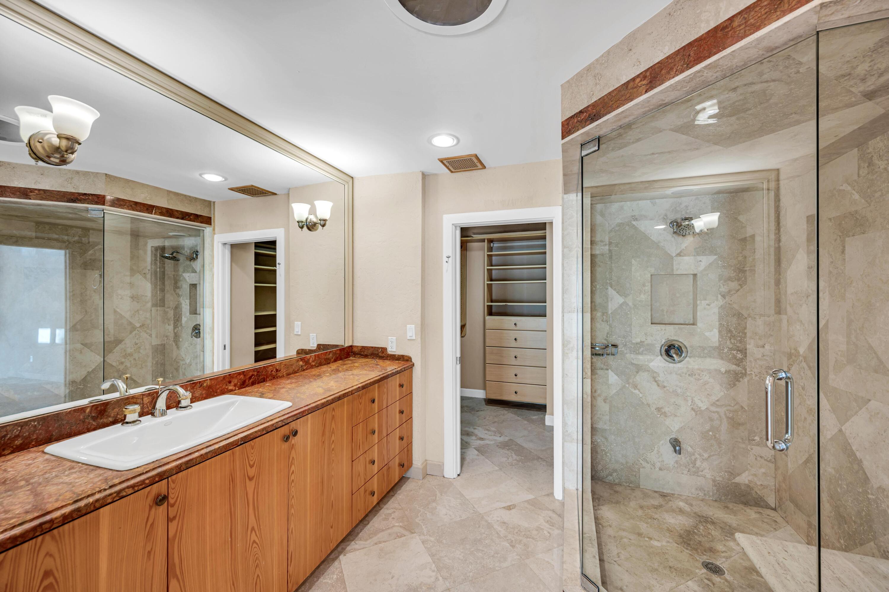 LAS OLAS PARK CORR PLAT - Residential