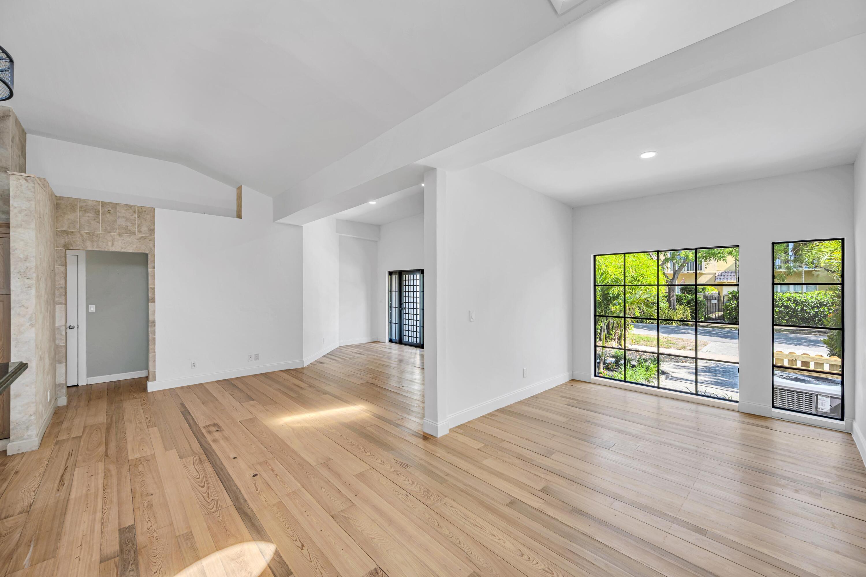 LAS OLAS PARK CORR PLAT - Residential