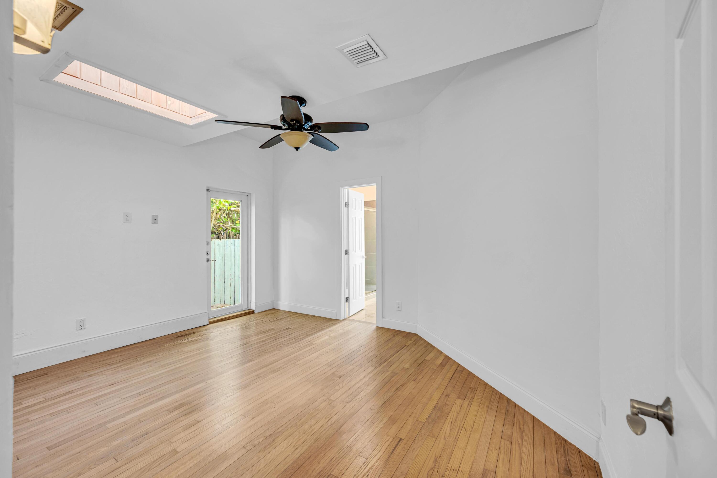 LAS OLAS PARK CORR PLAT - Residential