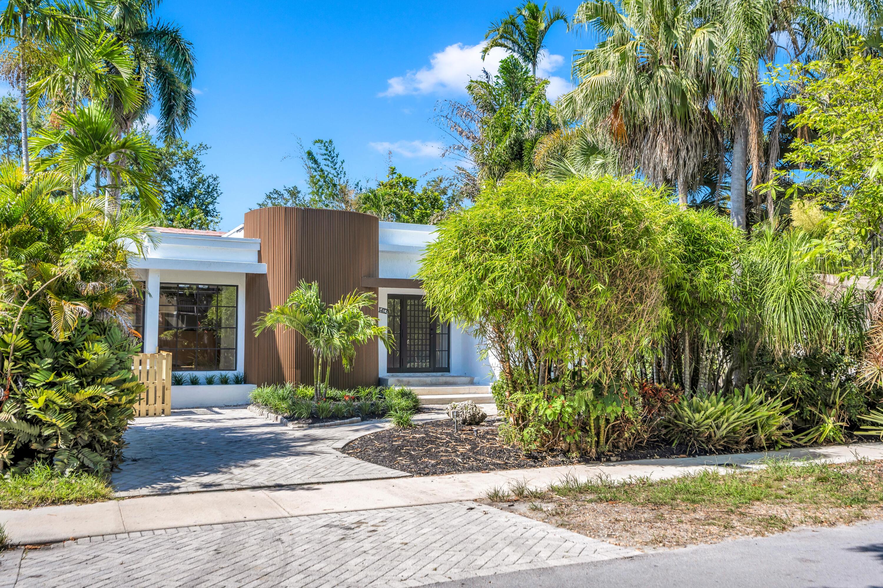 LAS OLAS PARK CORR PLAT - Residential