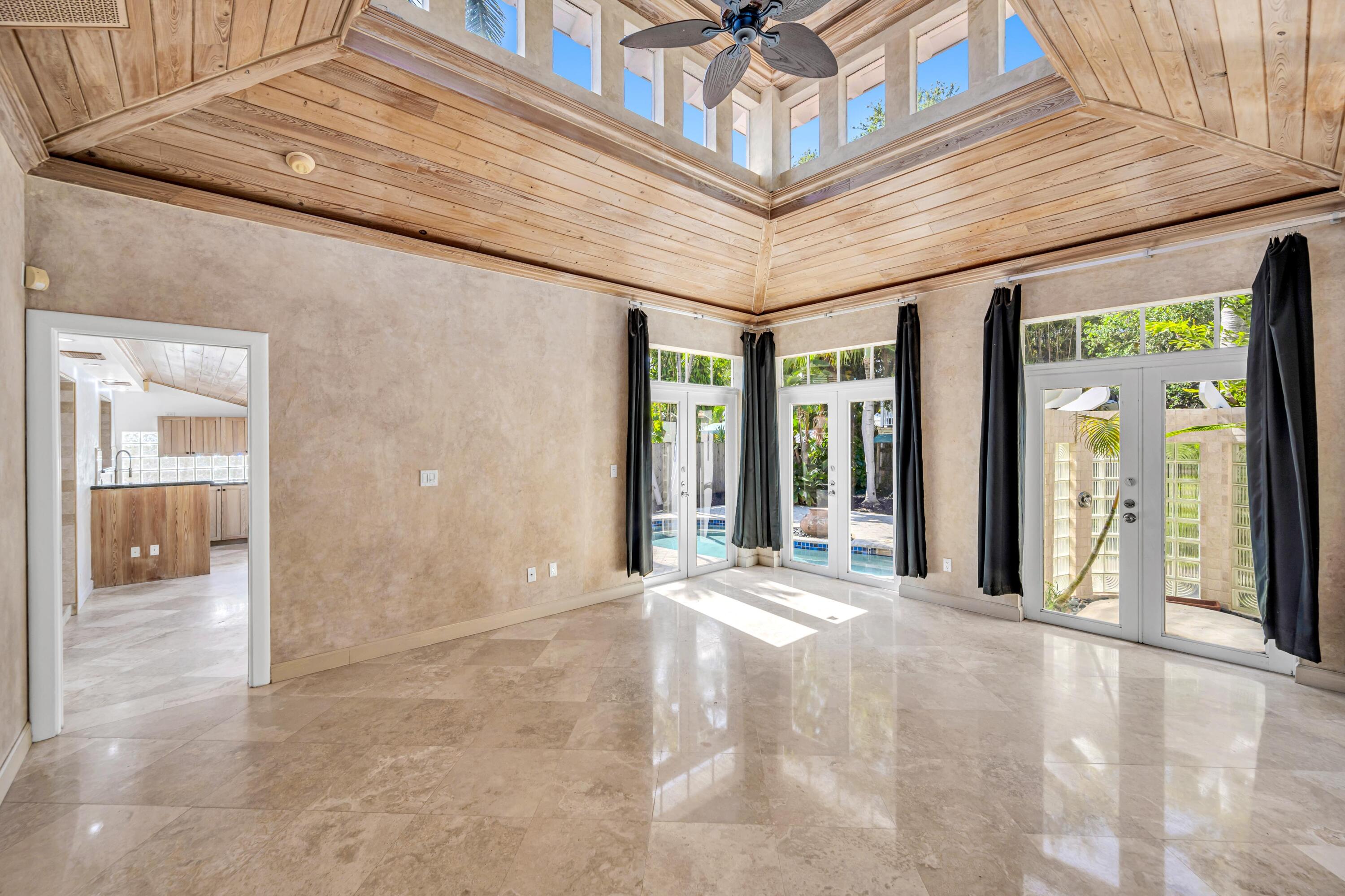 LAS OLAS PARK CORR PLAT - Residential