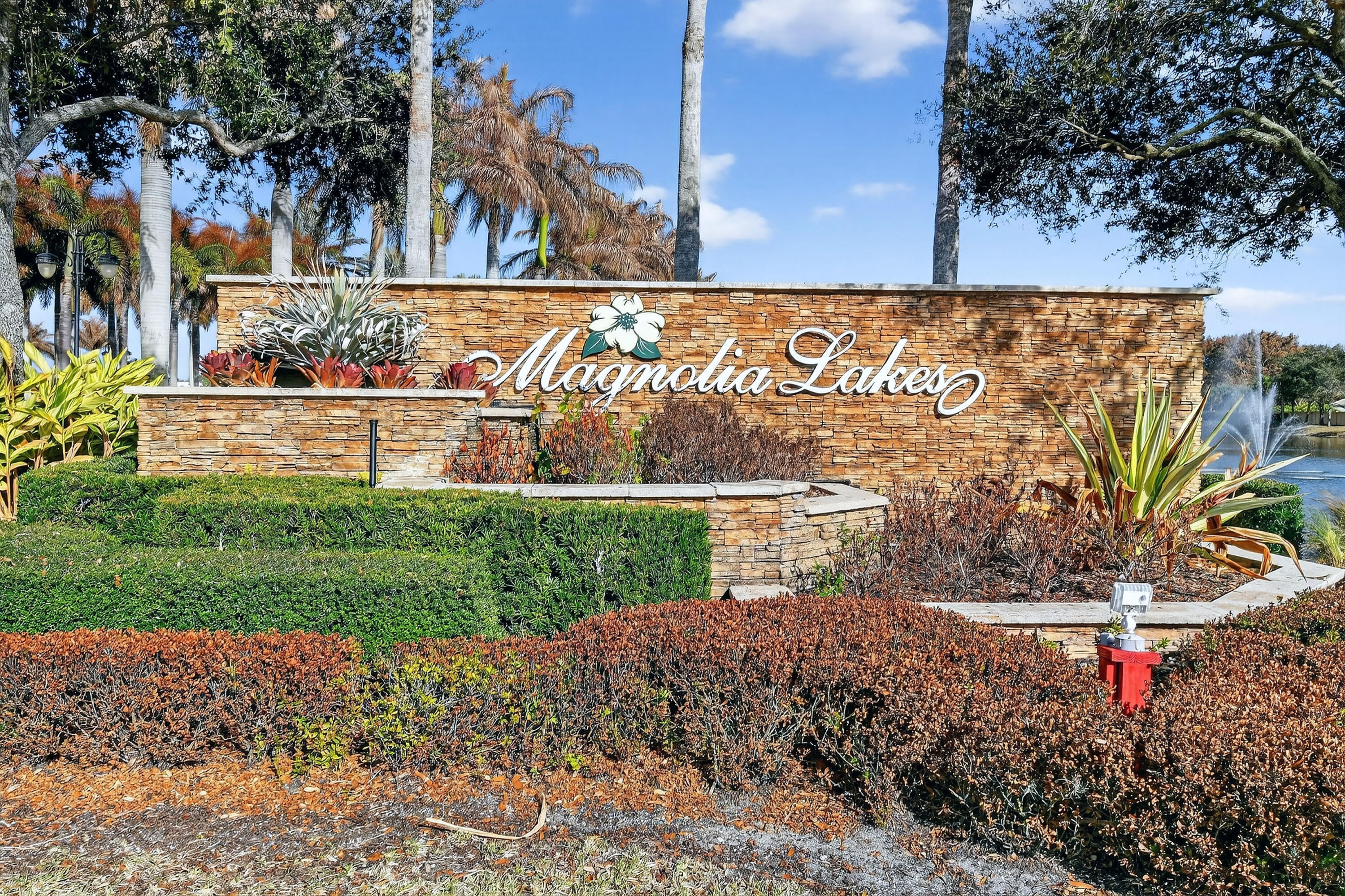 MAGNOLIA LAKES PHASE 1 ST LUCIE WEST NO 151 - Residential