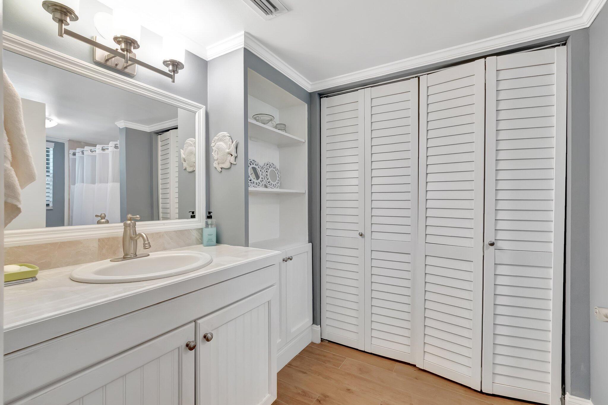 TROPIC VIEW CONDO - Residential Lease