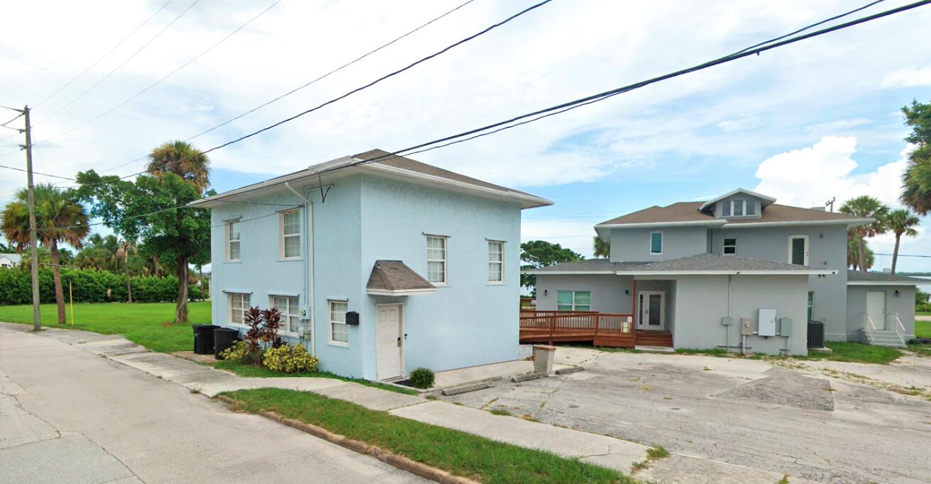 ANDREWS & RICHARDS RESUBDIVISION (EAST) - Residential