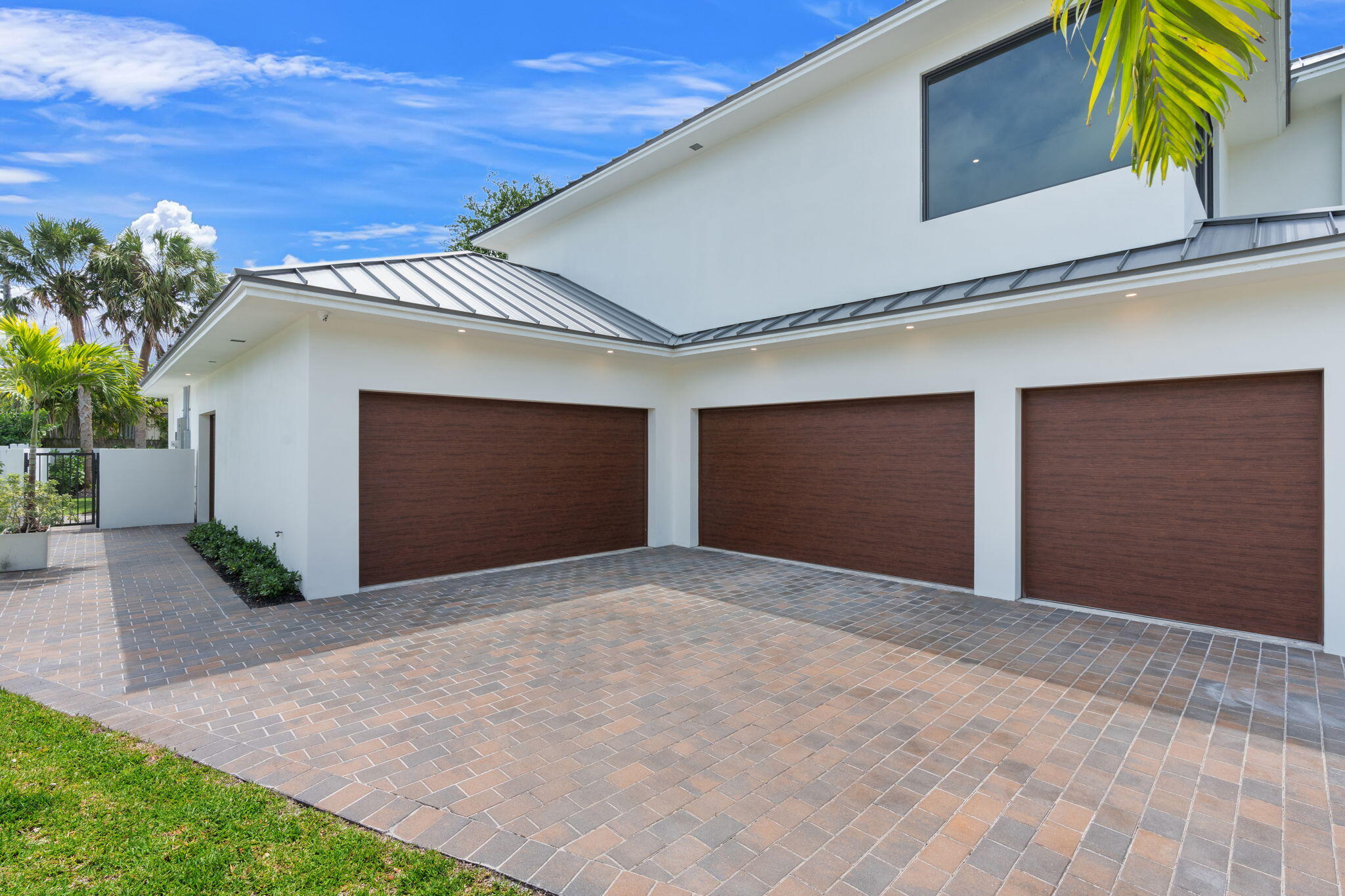 BEACH WAY HEIGHTS UNIT - Residential