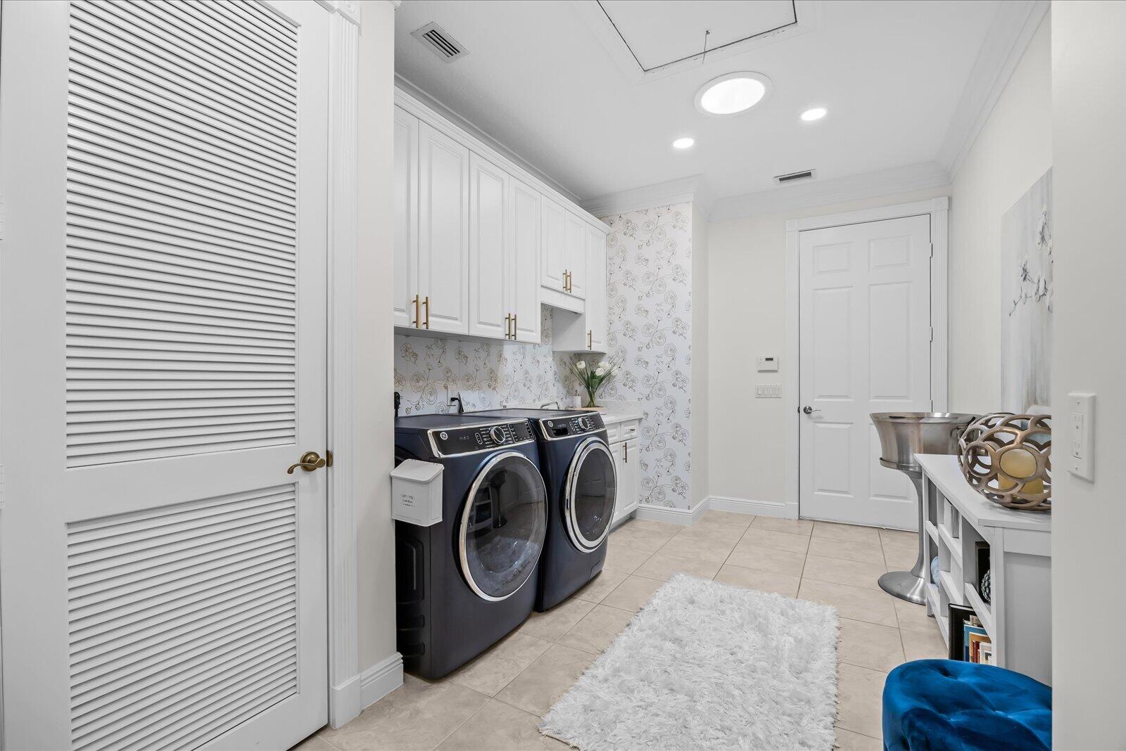 HIDEAWAY ISLES - Residential