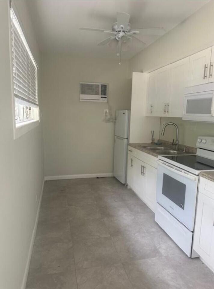 LINCOLN MANOR - Residential Lease