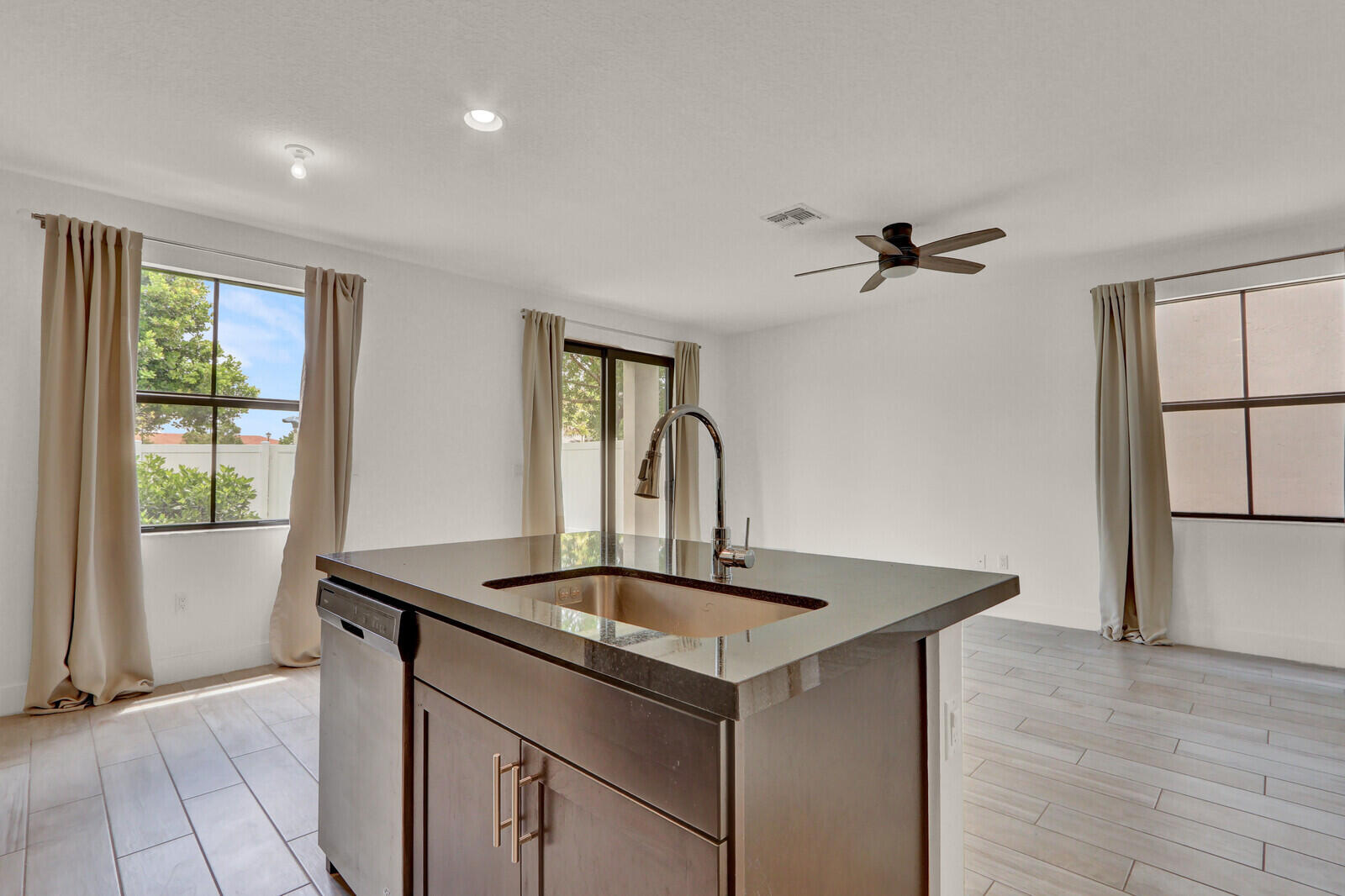 MEDITERRANEA - Residential