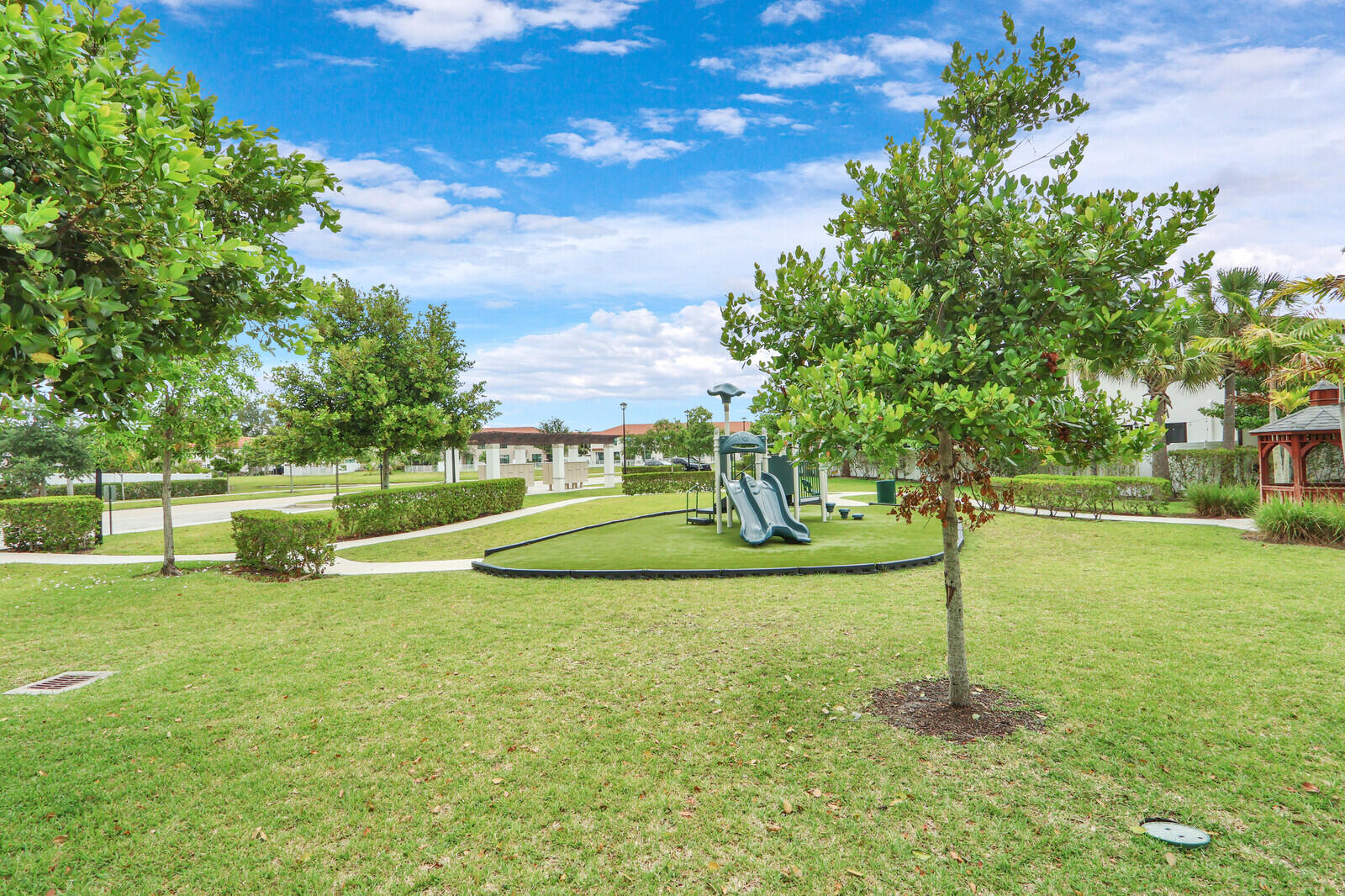 MEDITERRANEA - Residential