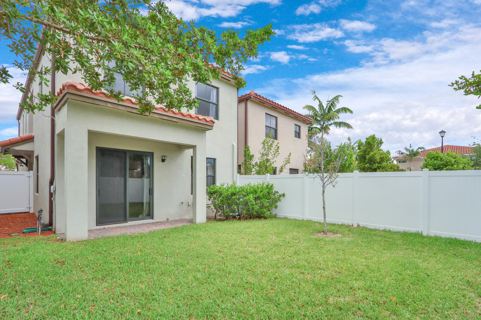 MEDITERRANEA - Residential