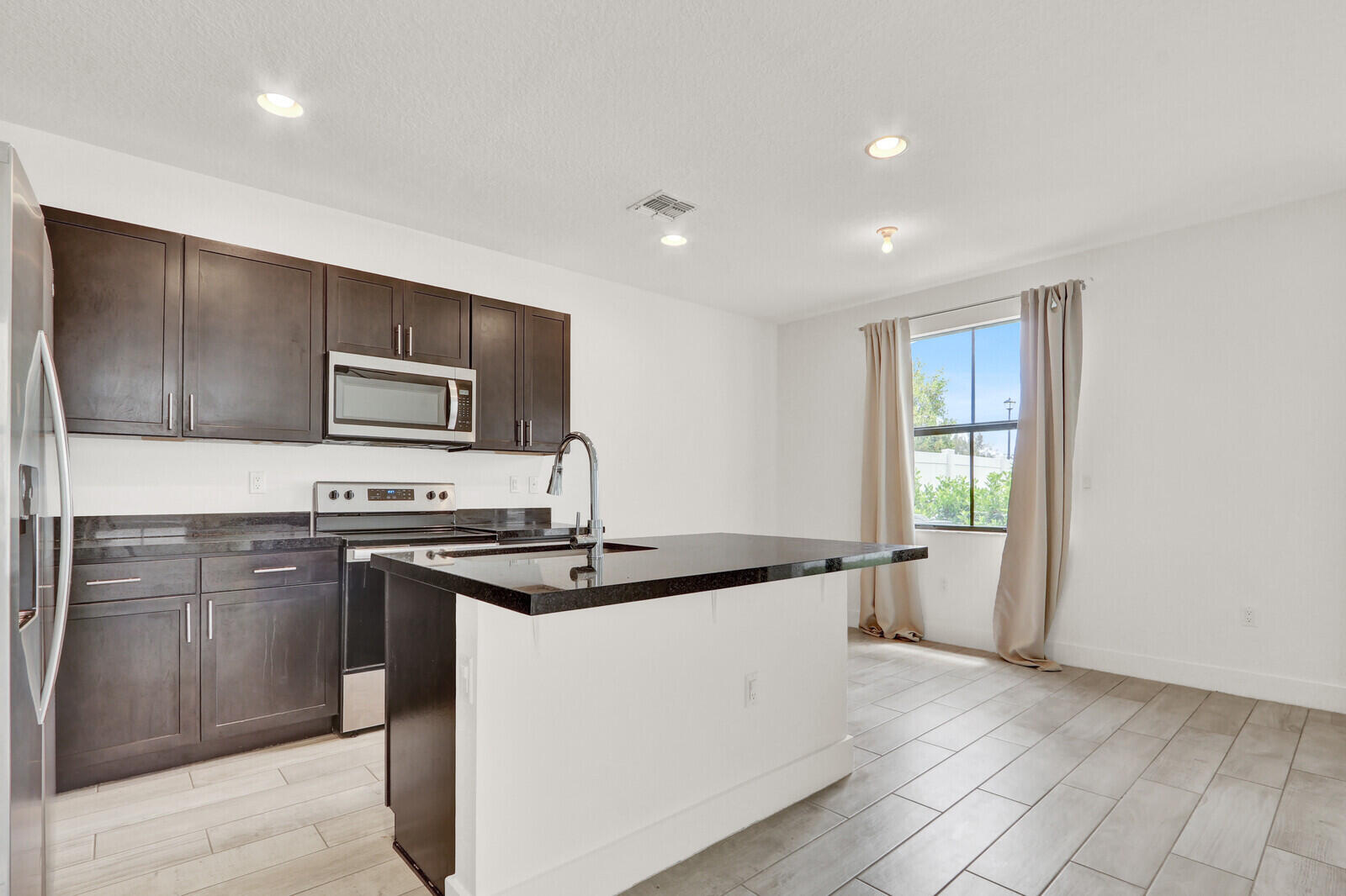 MEDITERRANEA - Residential
