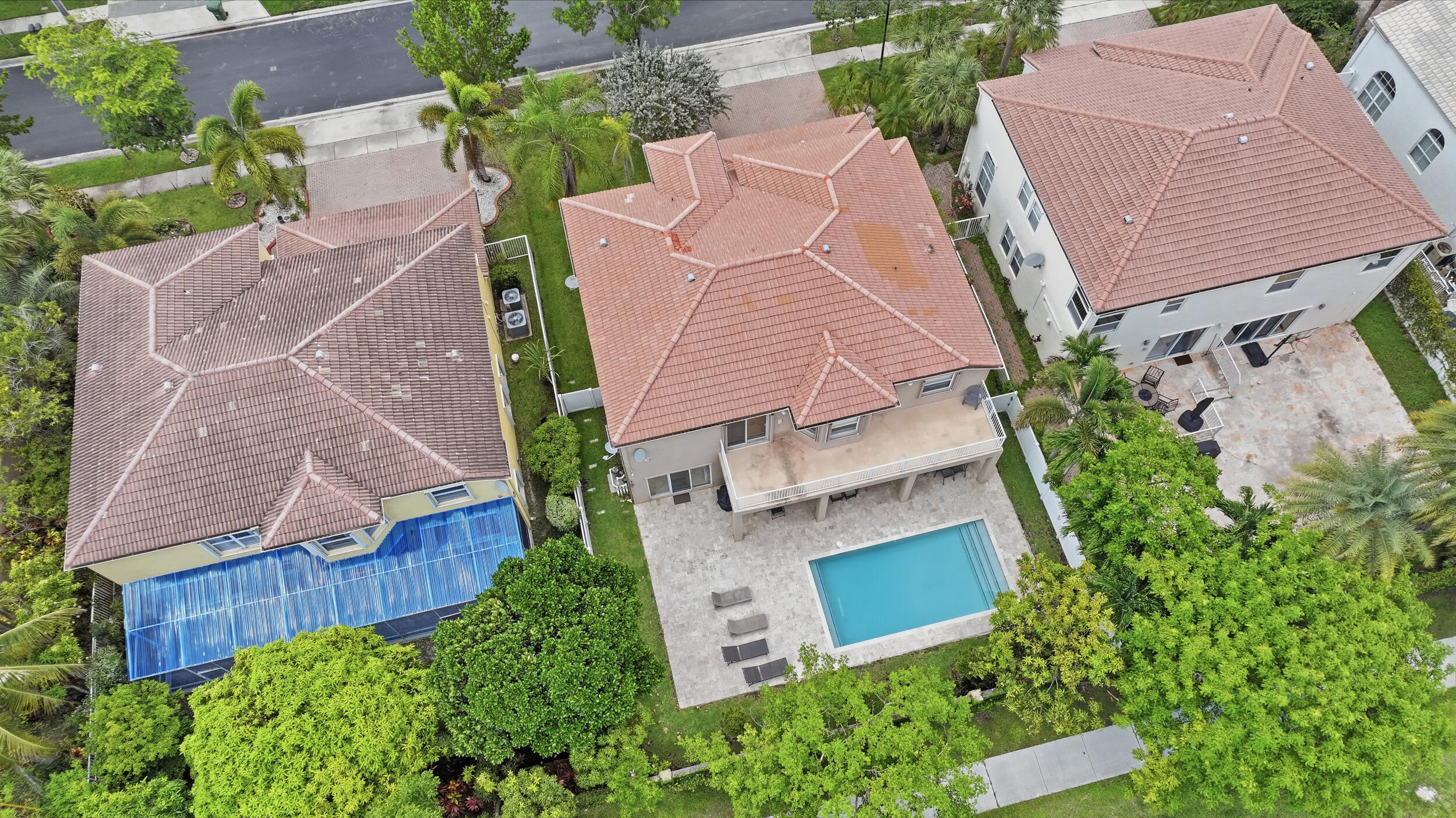 SESSA EIGHT - Residential