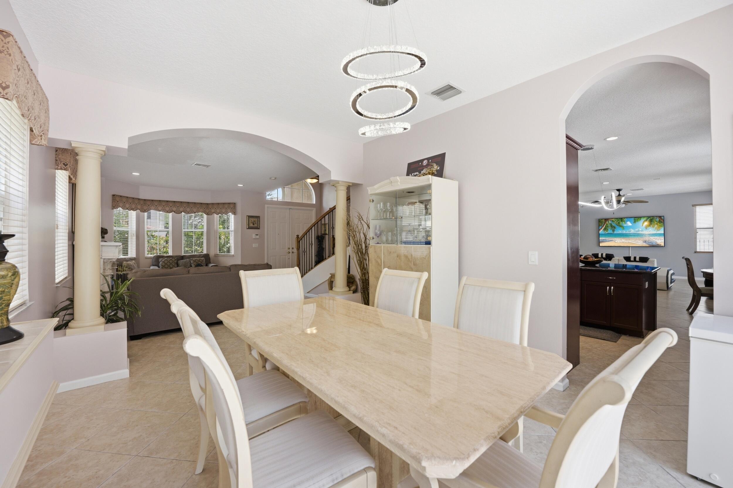 SESSA EIGHT - Residential