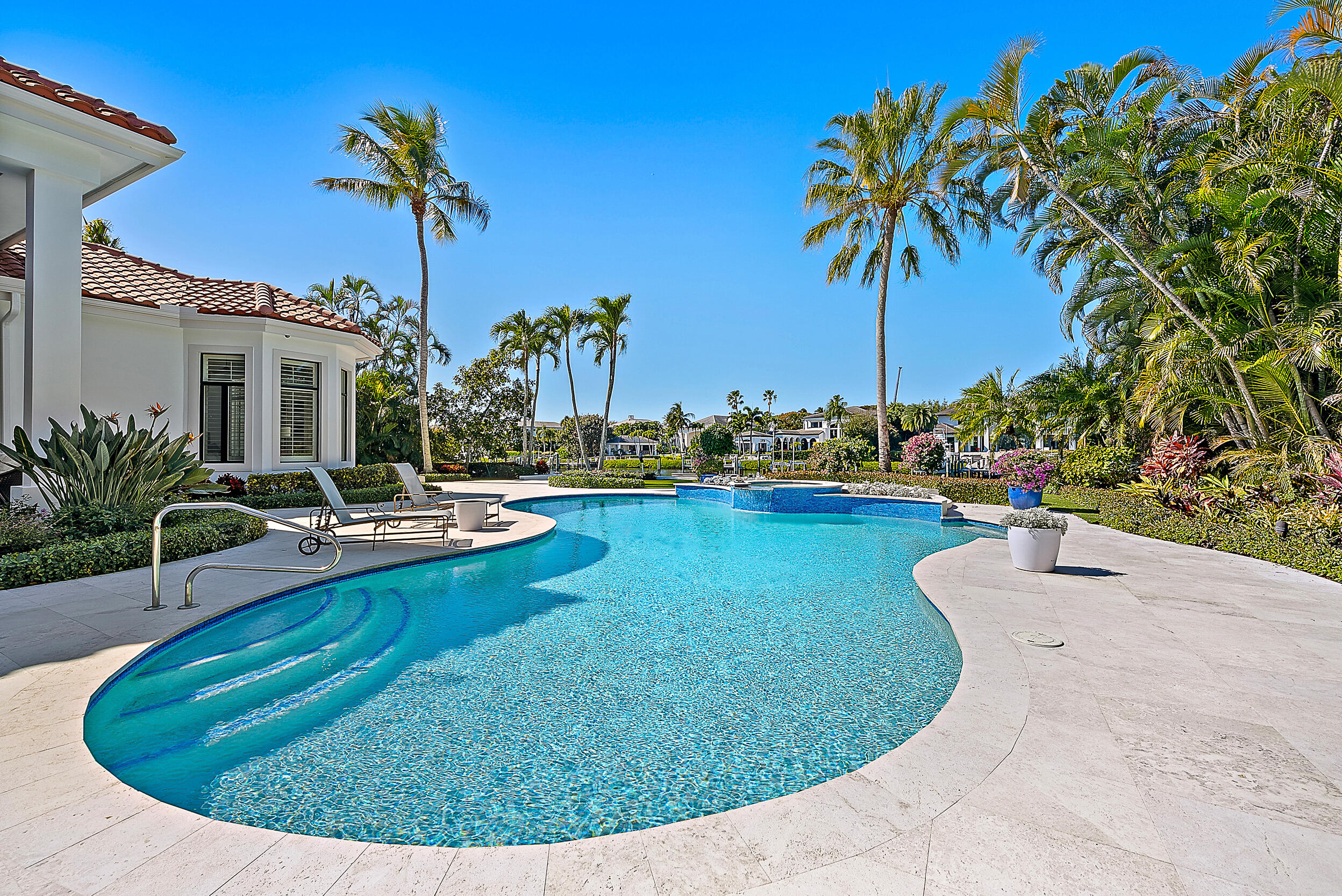 Admirals Cove - Residential