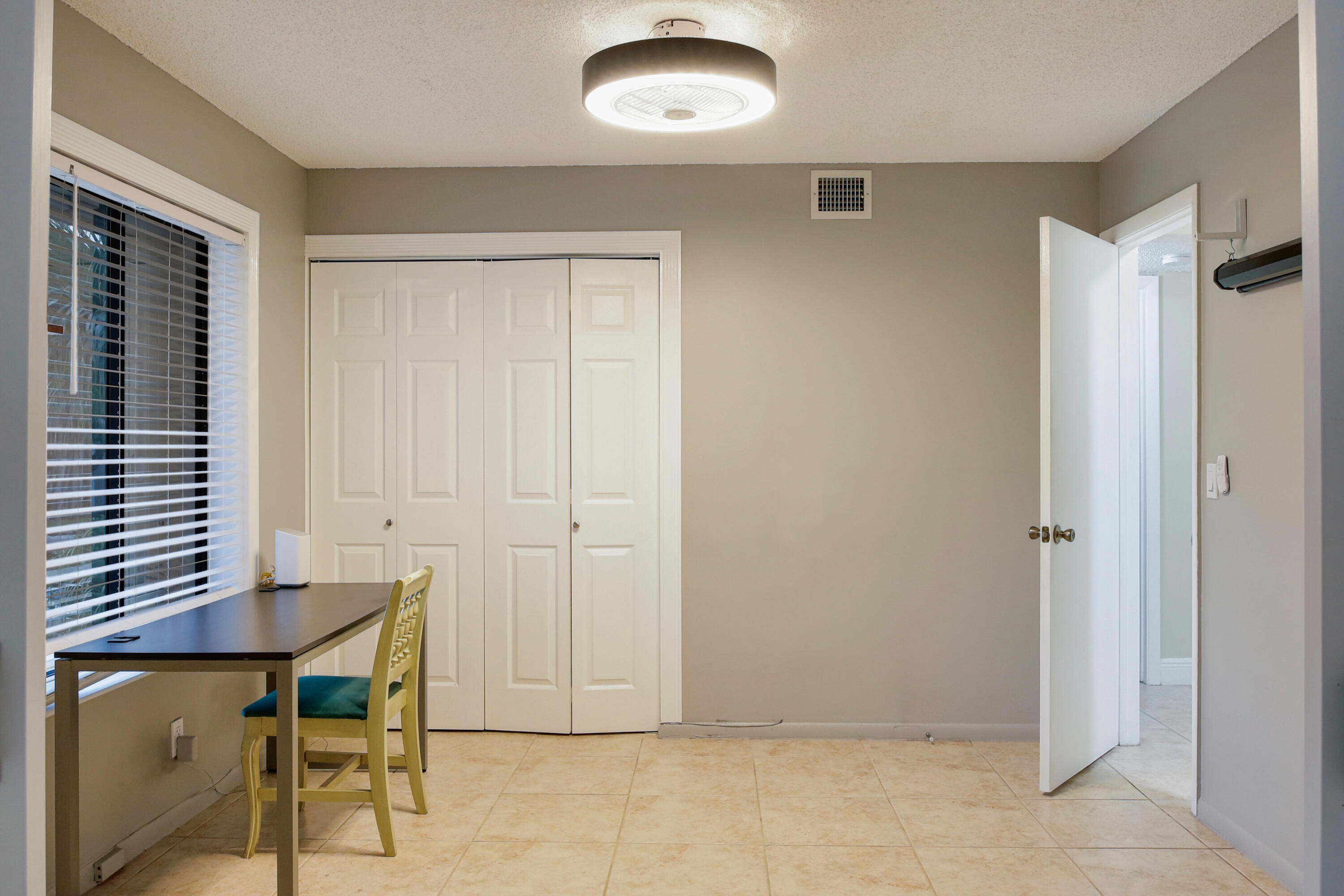 PINE RIDGE NORTH VILLAGE III CONDO - Residential