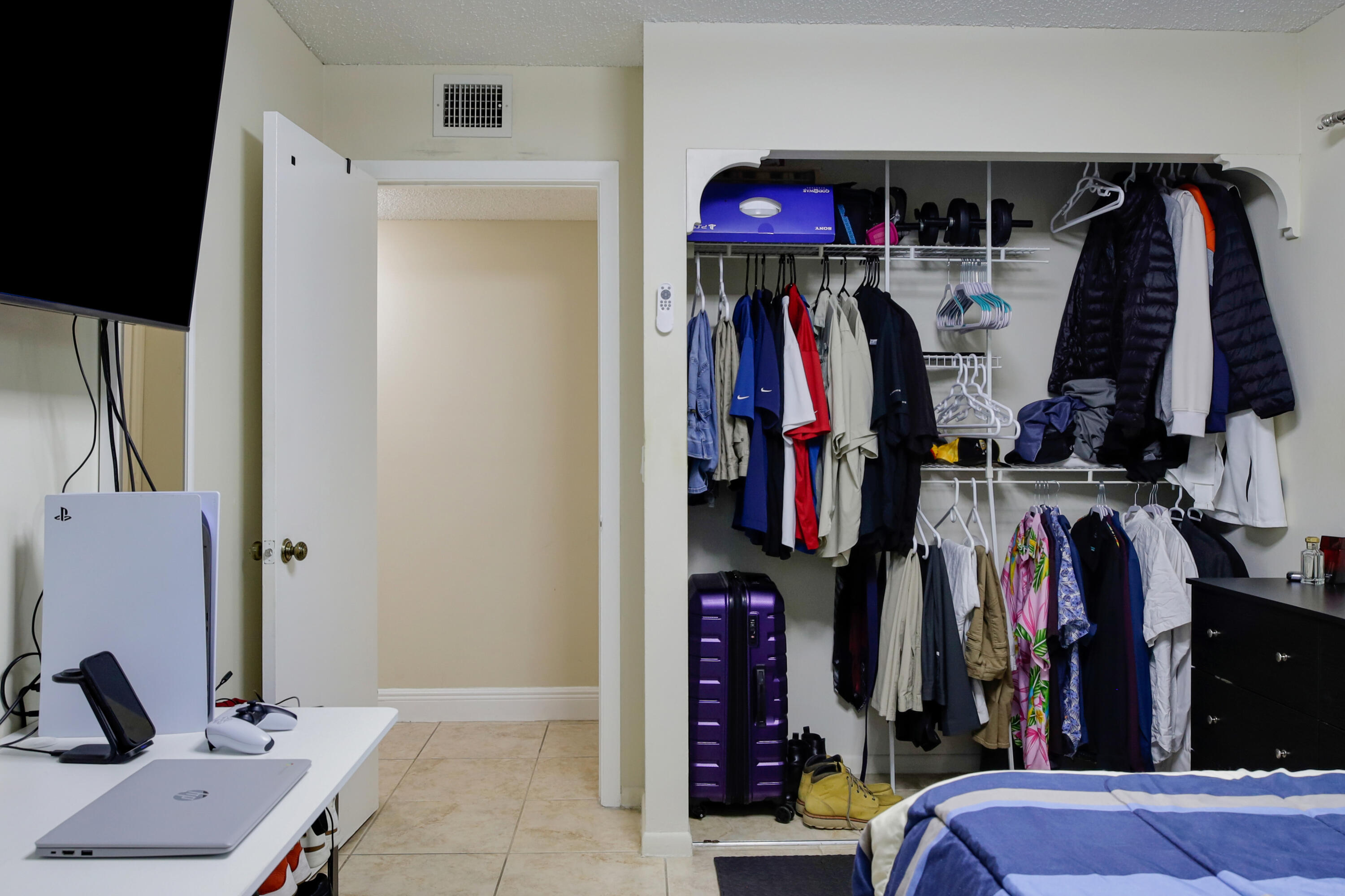 PINE RIDGE NORTH VILLAGE III CONDO - Residential