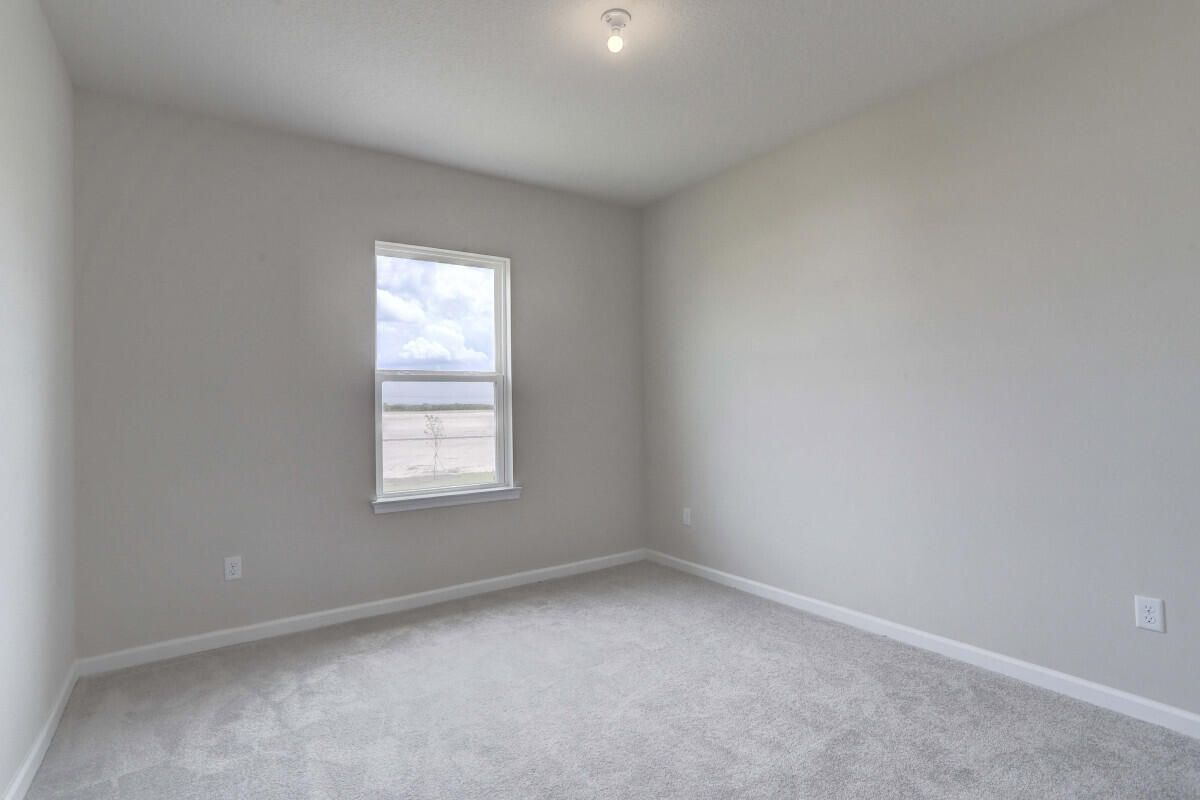 ARDEN PUD POD F EAST - Residential Lease