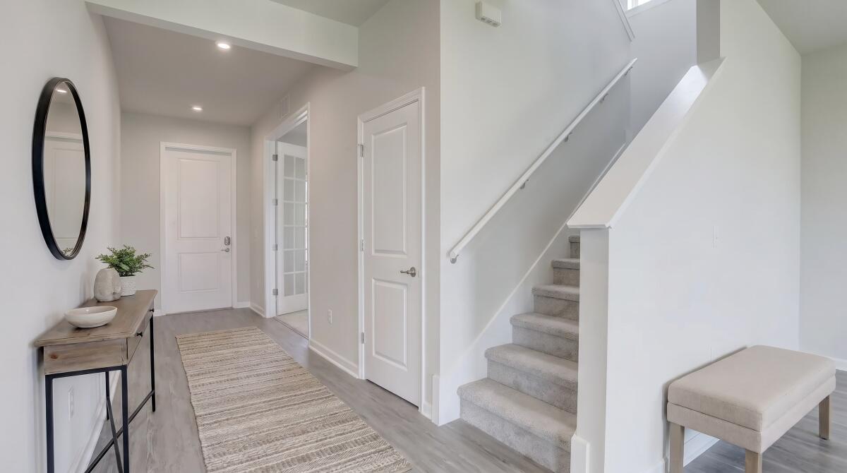 ARDEN PUD POD F EAST - Residential Lease