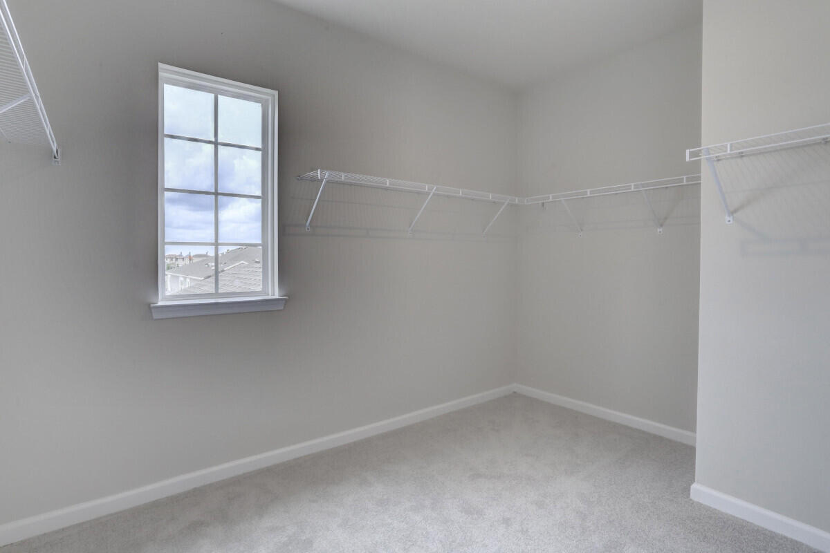 ARDEN PUD POD F EAST - Residential Lease