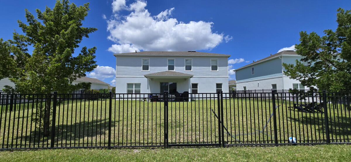 ARDEN PUD POD F EAST - Residential Lease